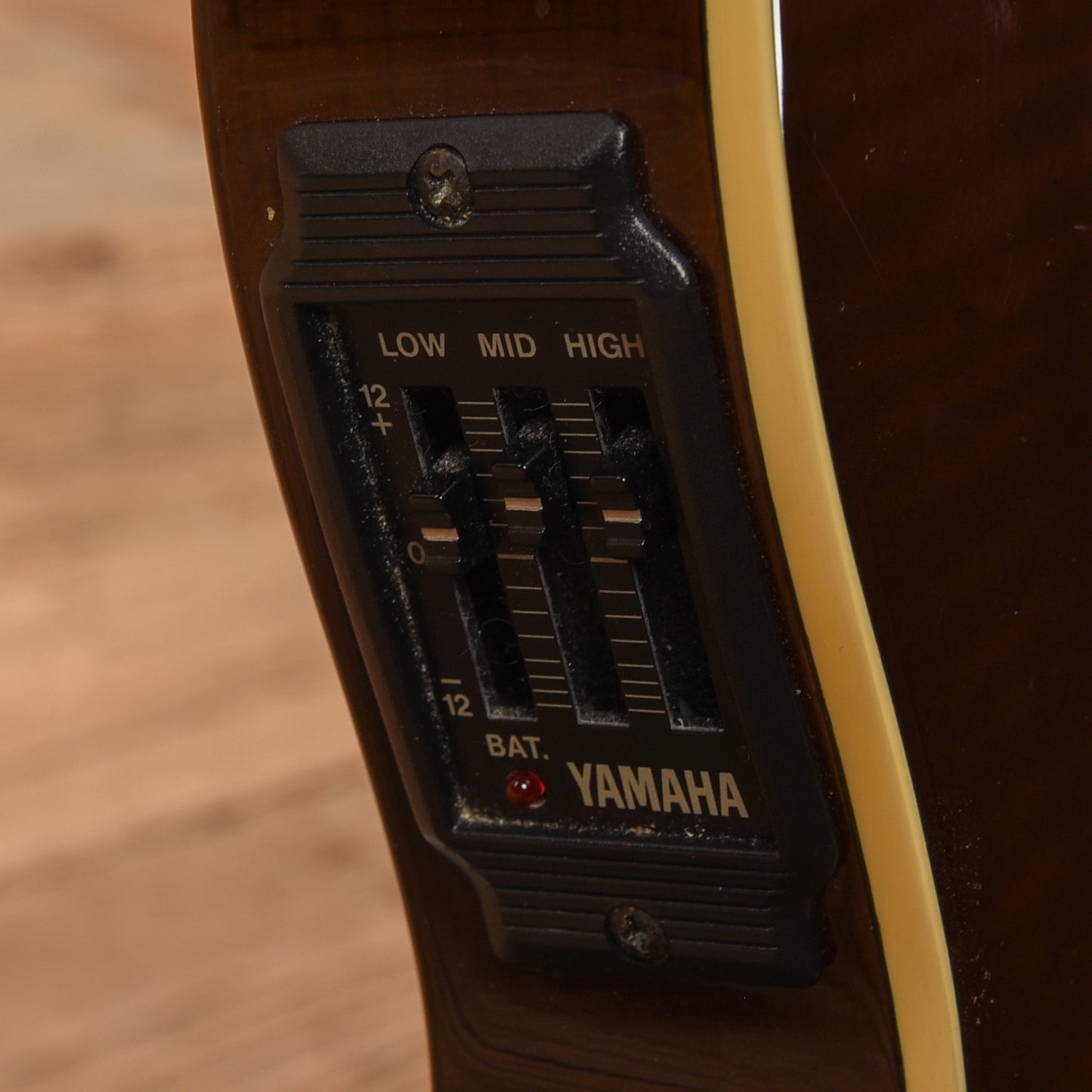 Yamaha BEX-4 Natural Bass Guitars / 4-String