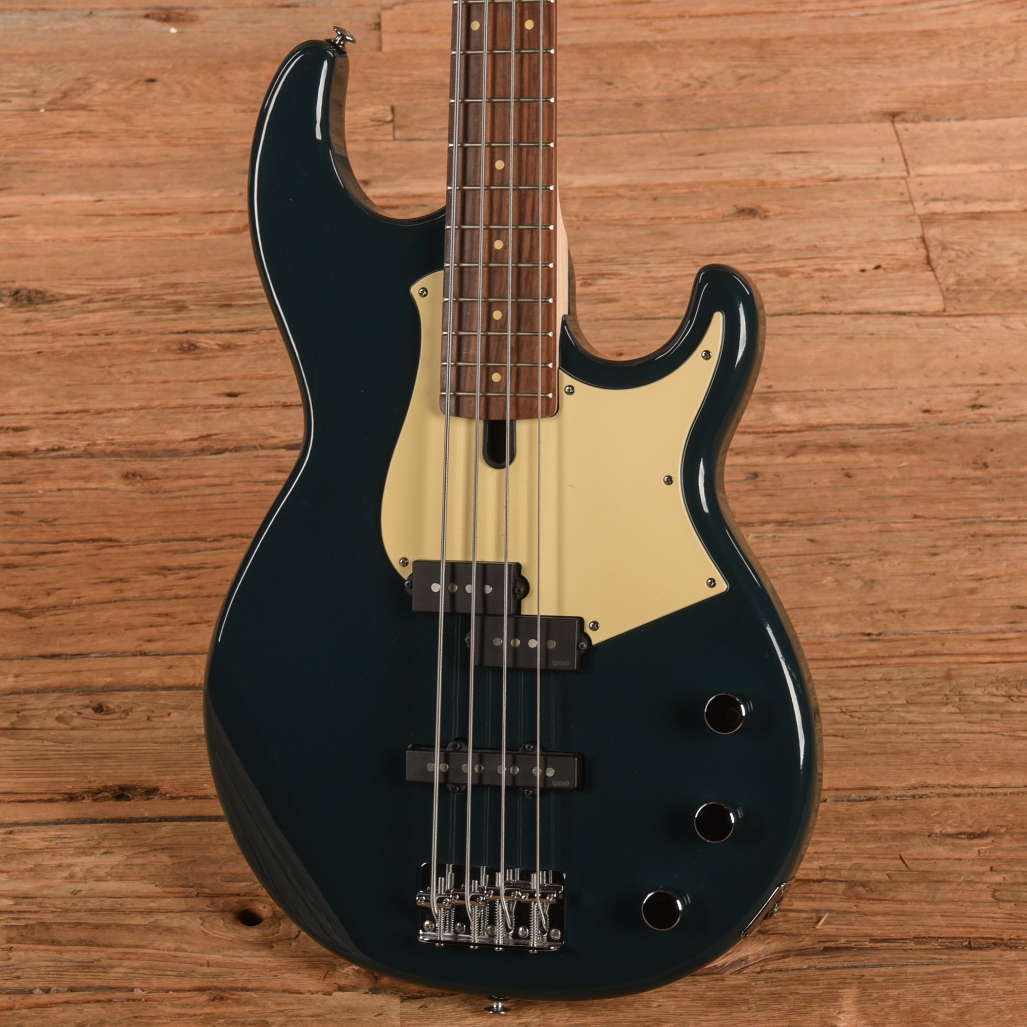 Yamaha BB434 Broad Bass Green 2025 Bass Guitars