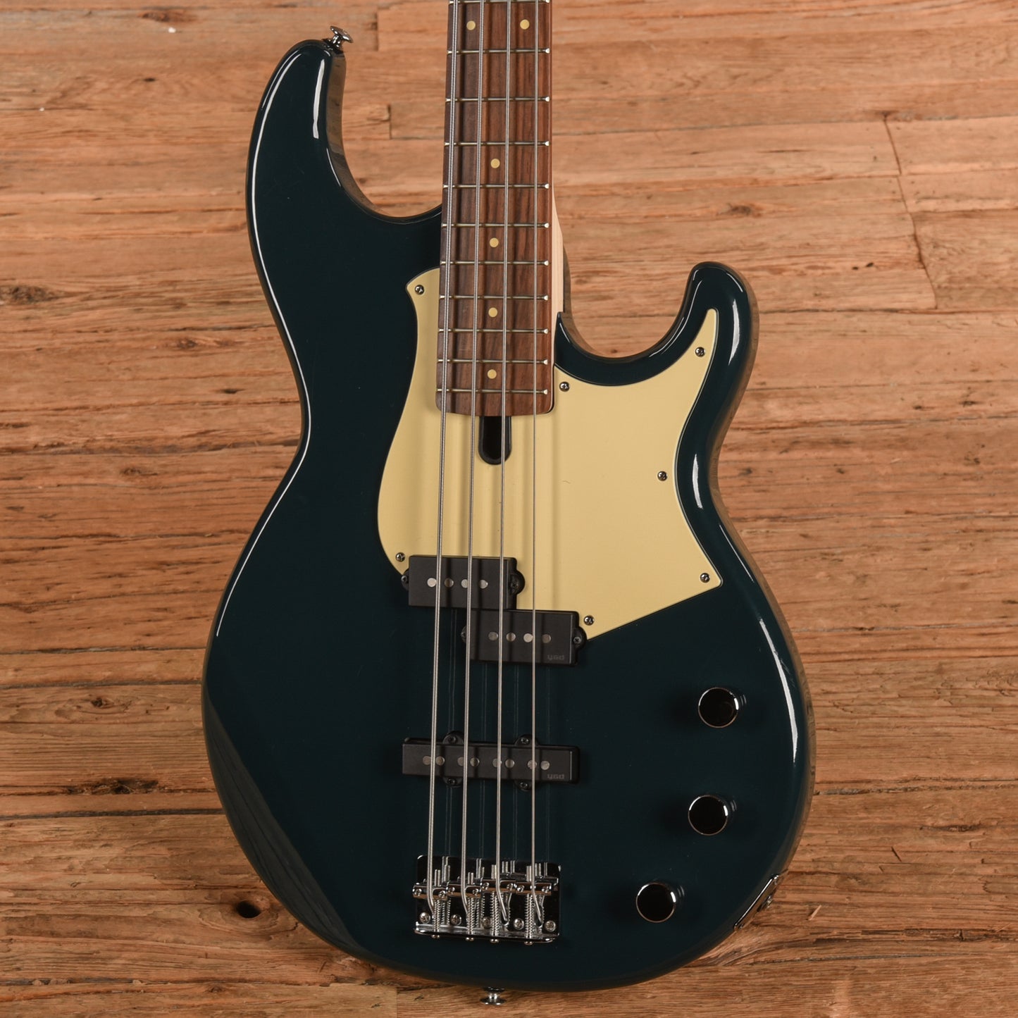 Yamaha BB434 Broad Bass Green 2025 Bass Guitars