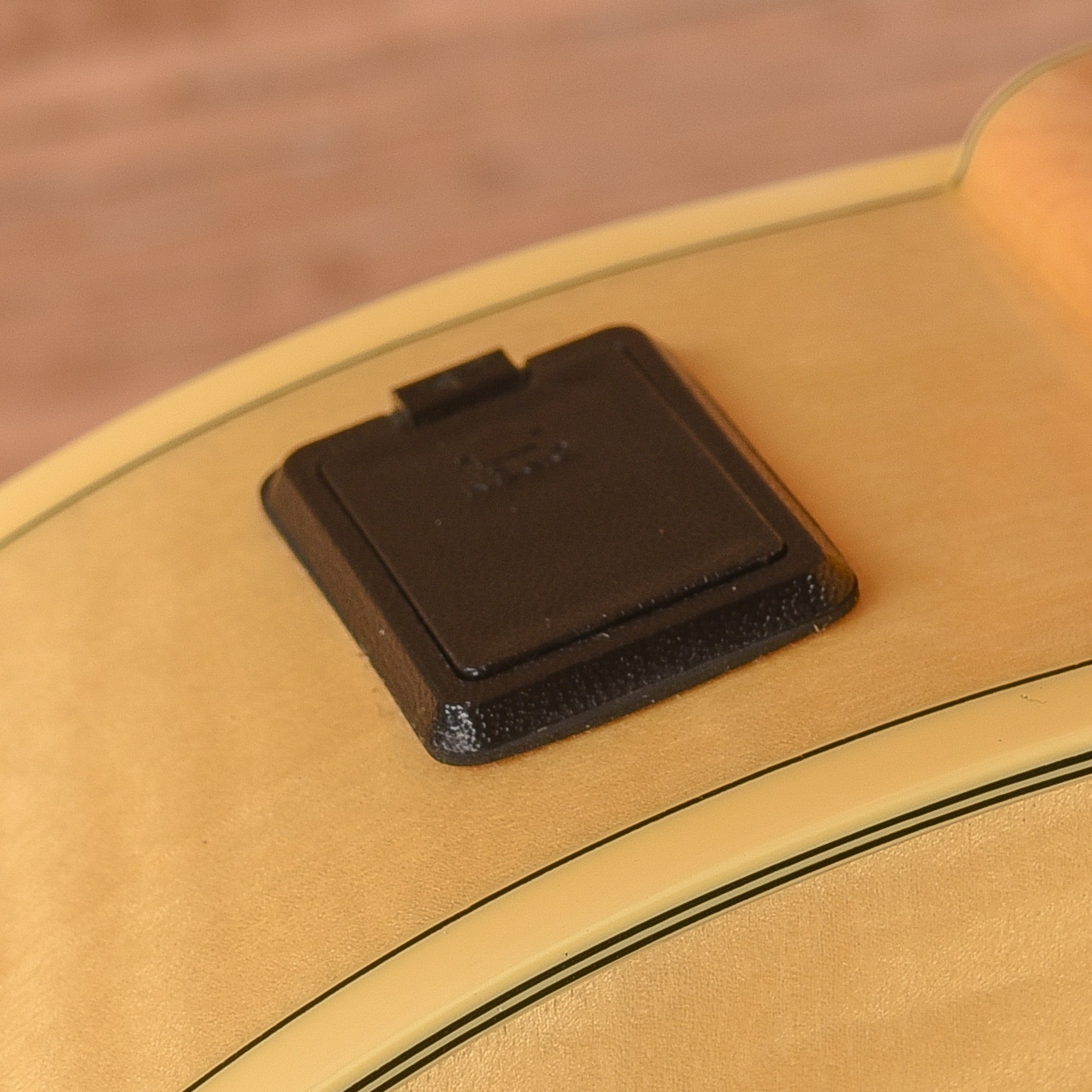 Yamaha AEX500 Natural Electric Guitars / Hollow Body