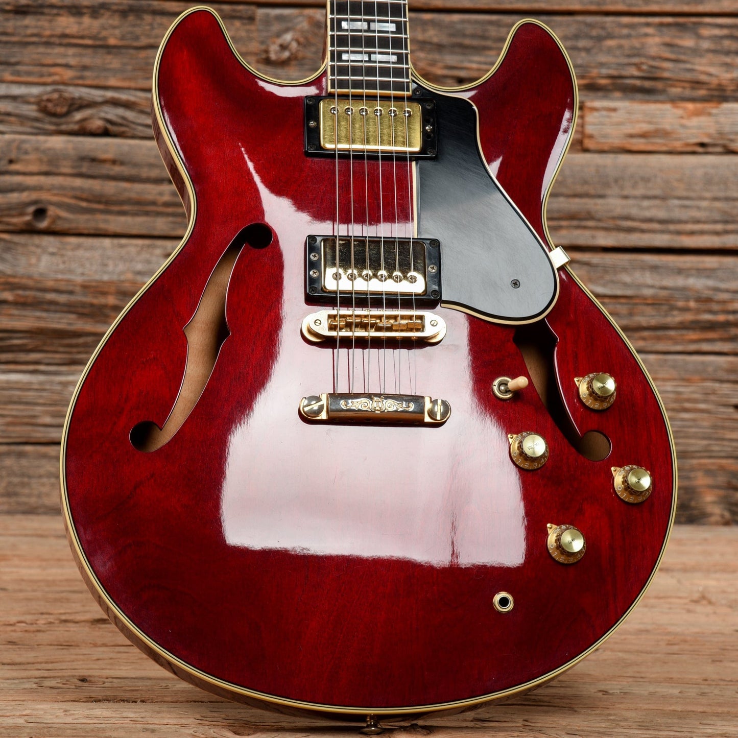 Yamaha SA2000 Red 1980 Electric Guitars / Semi-Hollow