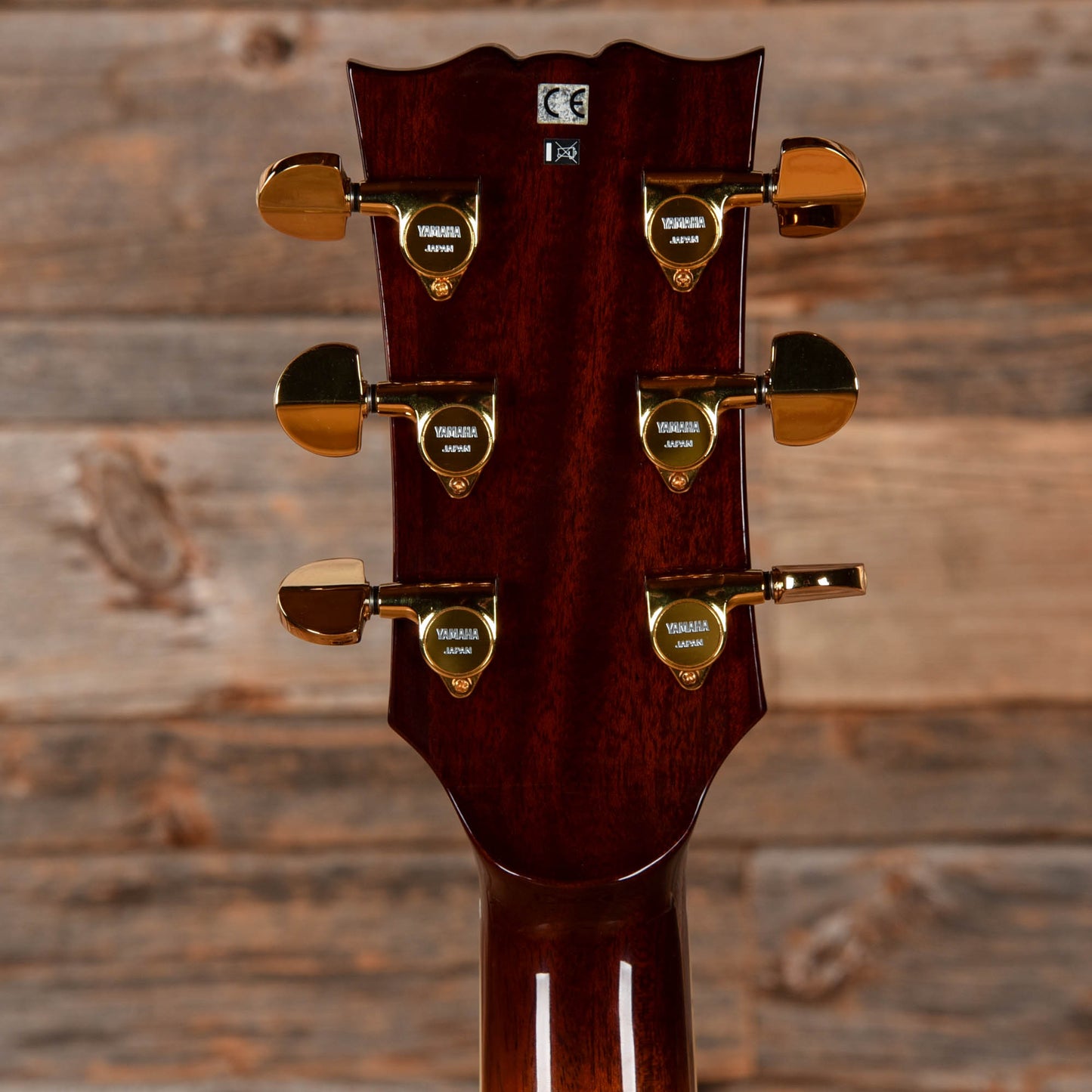 Yamaha SA2200 Sunburst 2006 Electric Guitars / Semi-Hollow