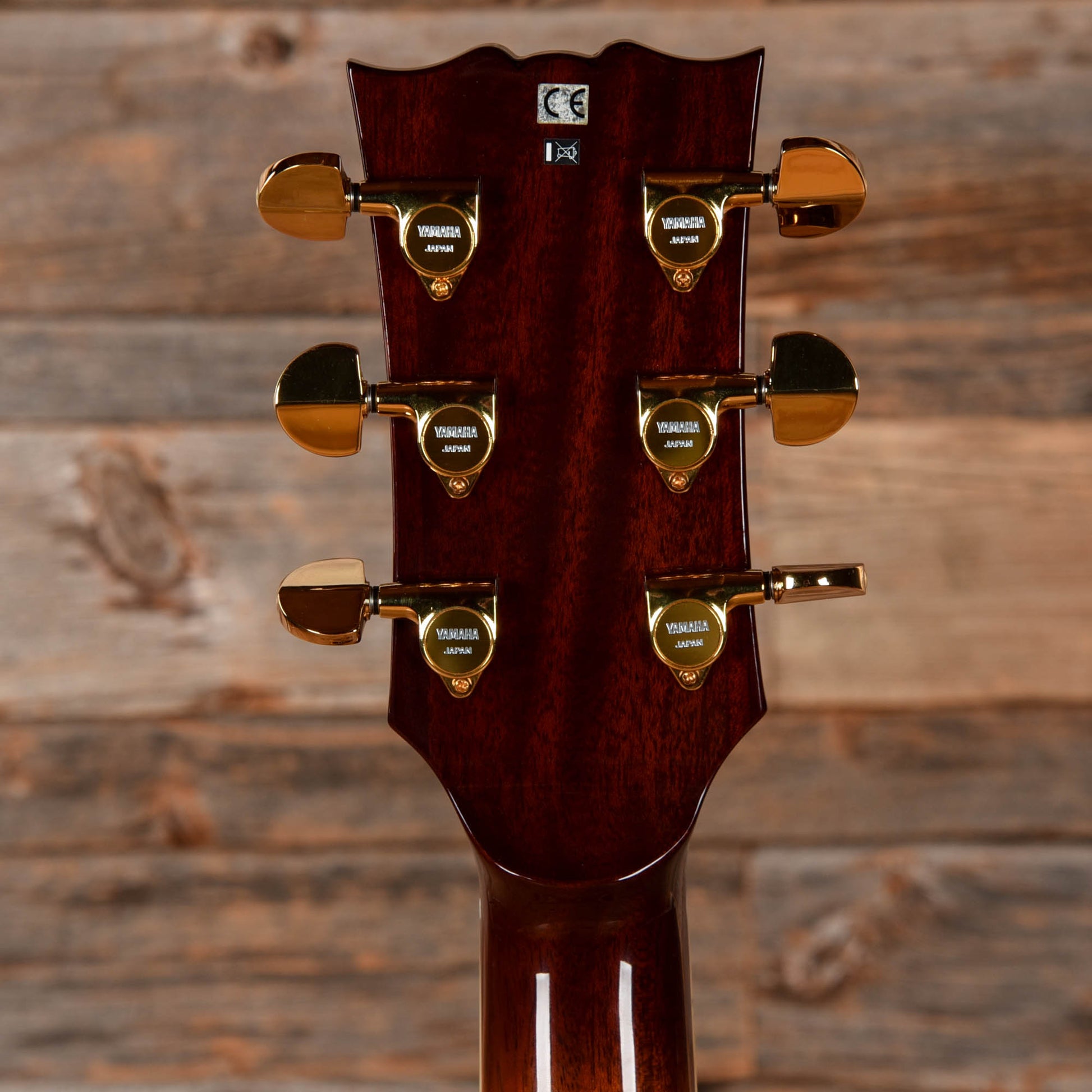 Yamaha SA2200 Sunburst 2006 Electric Guitars / Semi-Hollow