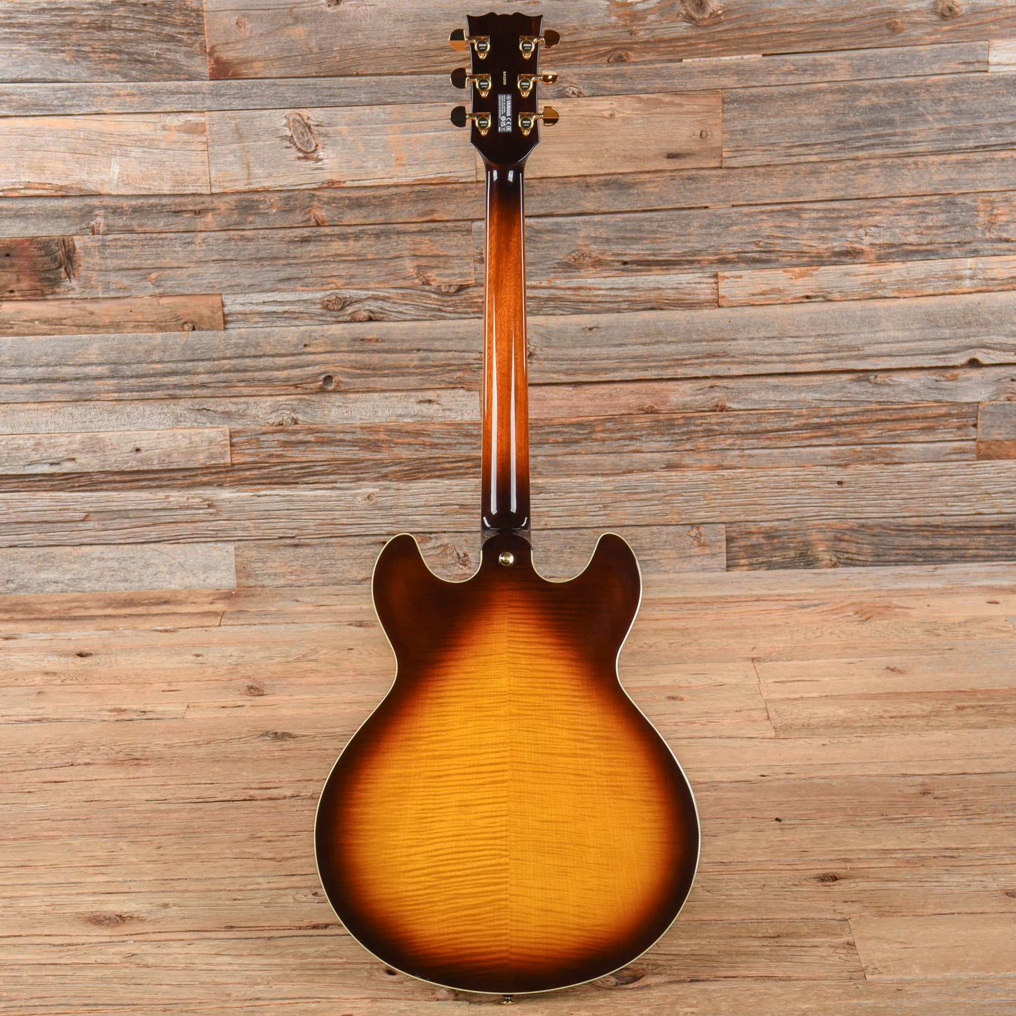 Yamaha SA2200 Sunburst 2021 Electric Guitars / Semi-Hollow