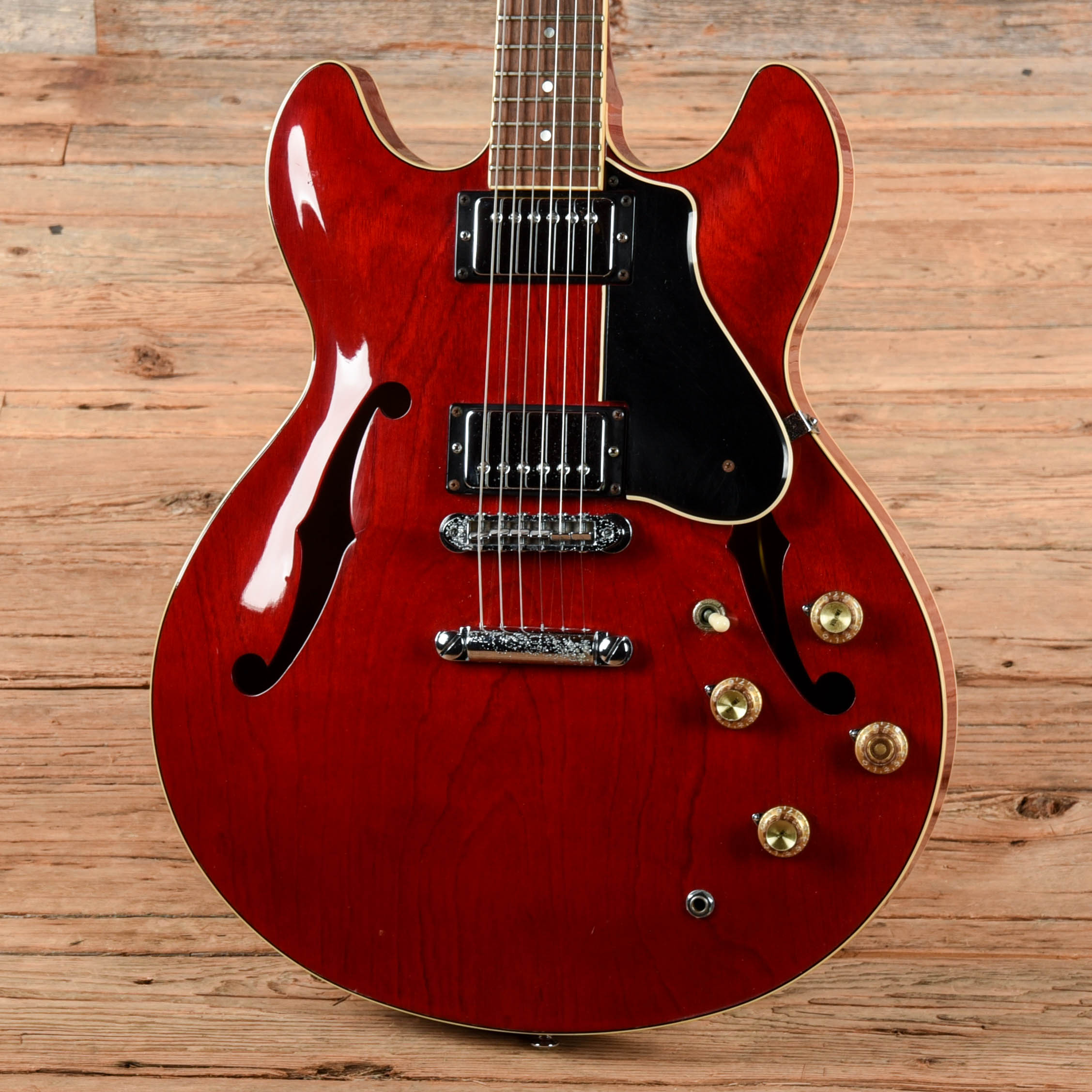 Yamaha SA700 Cherry Electric Guitars / Semi-Hollow