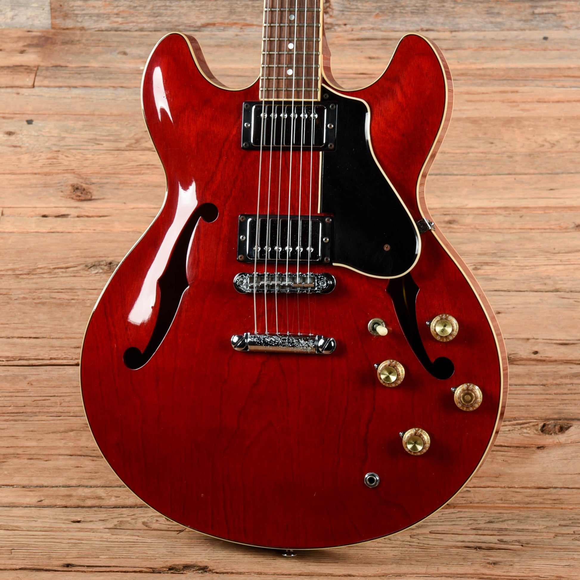 Yamaha SA700 Cherry Electric Guitars / Semi-Hollow