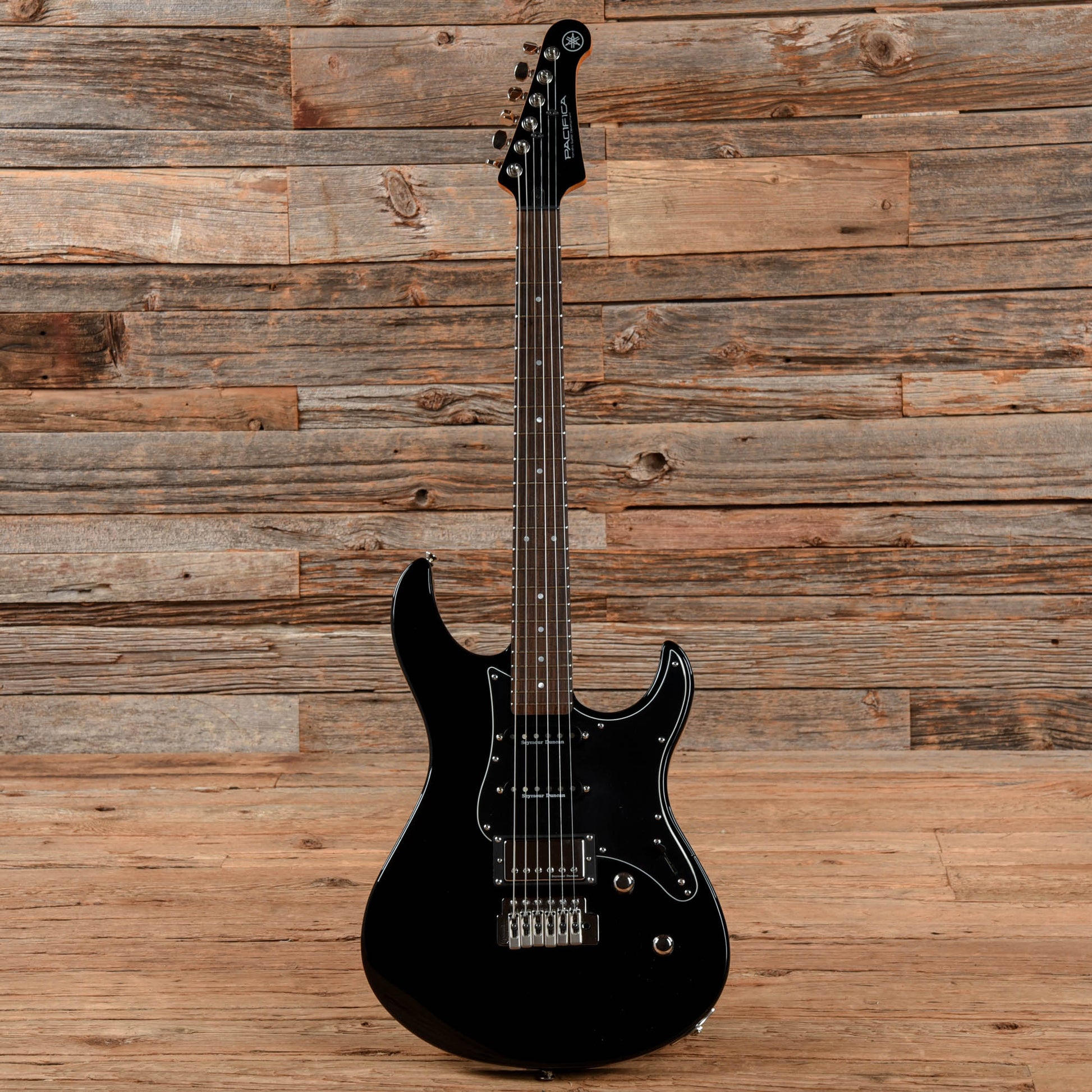 Yamaha Pacifica Black Electric Guitars / Solid Body