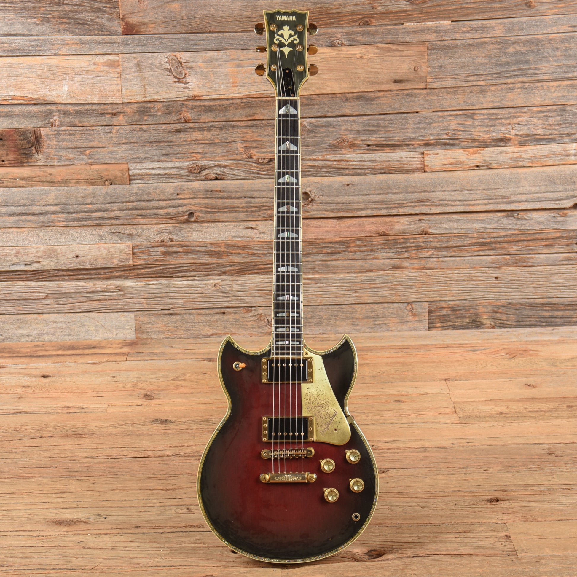 Yamaha SG3000 Custom Sunburst 1981 Electric Guitars / Solid Body
