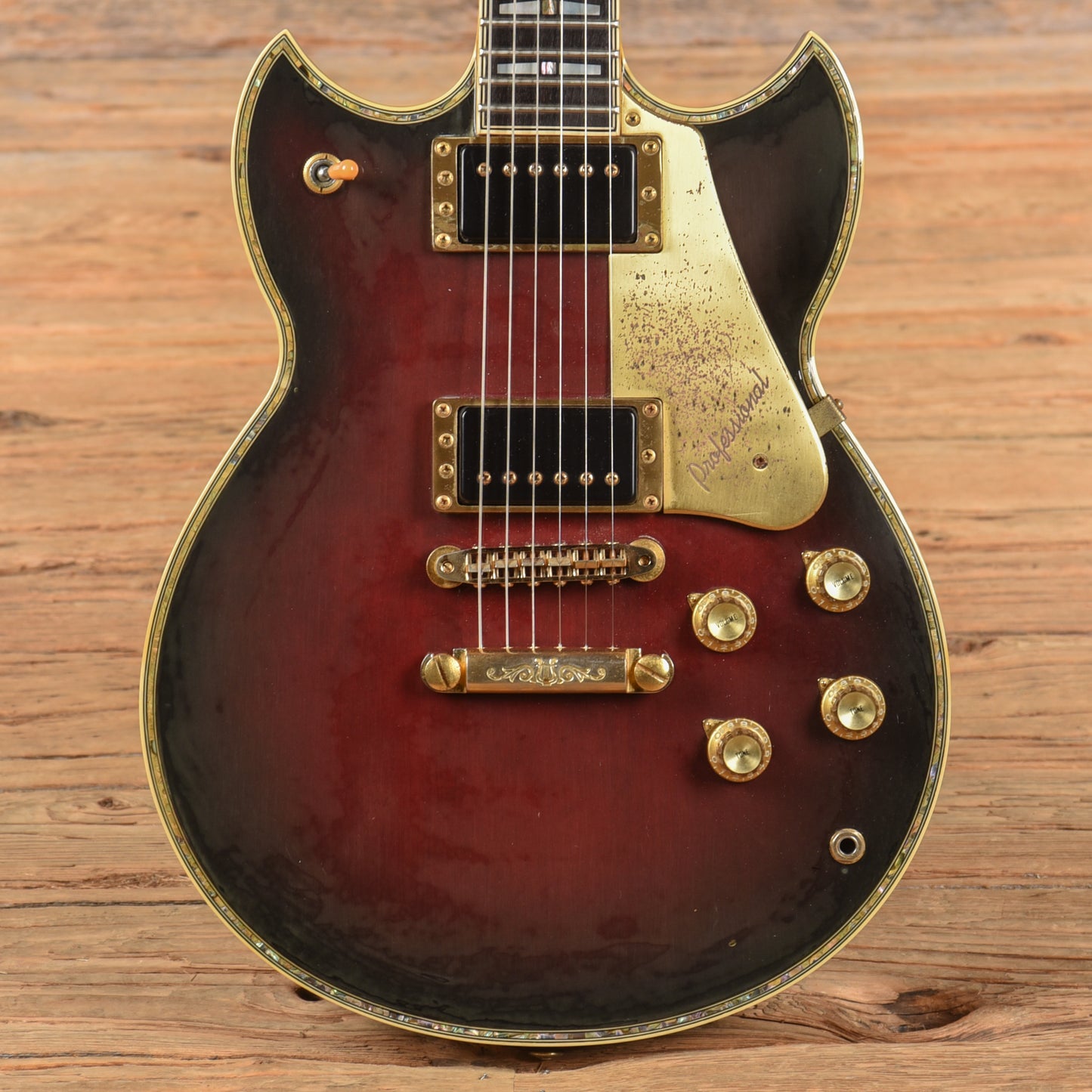 Yamaha SG3000 Custom Sunburst 1981 Electric Guitars / Solid Body