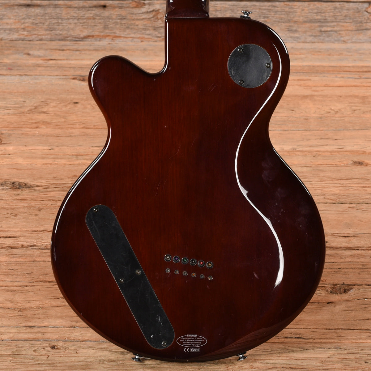 Yamaha AES260 Sunburst 2003 Electric Guitars