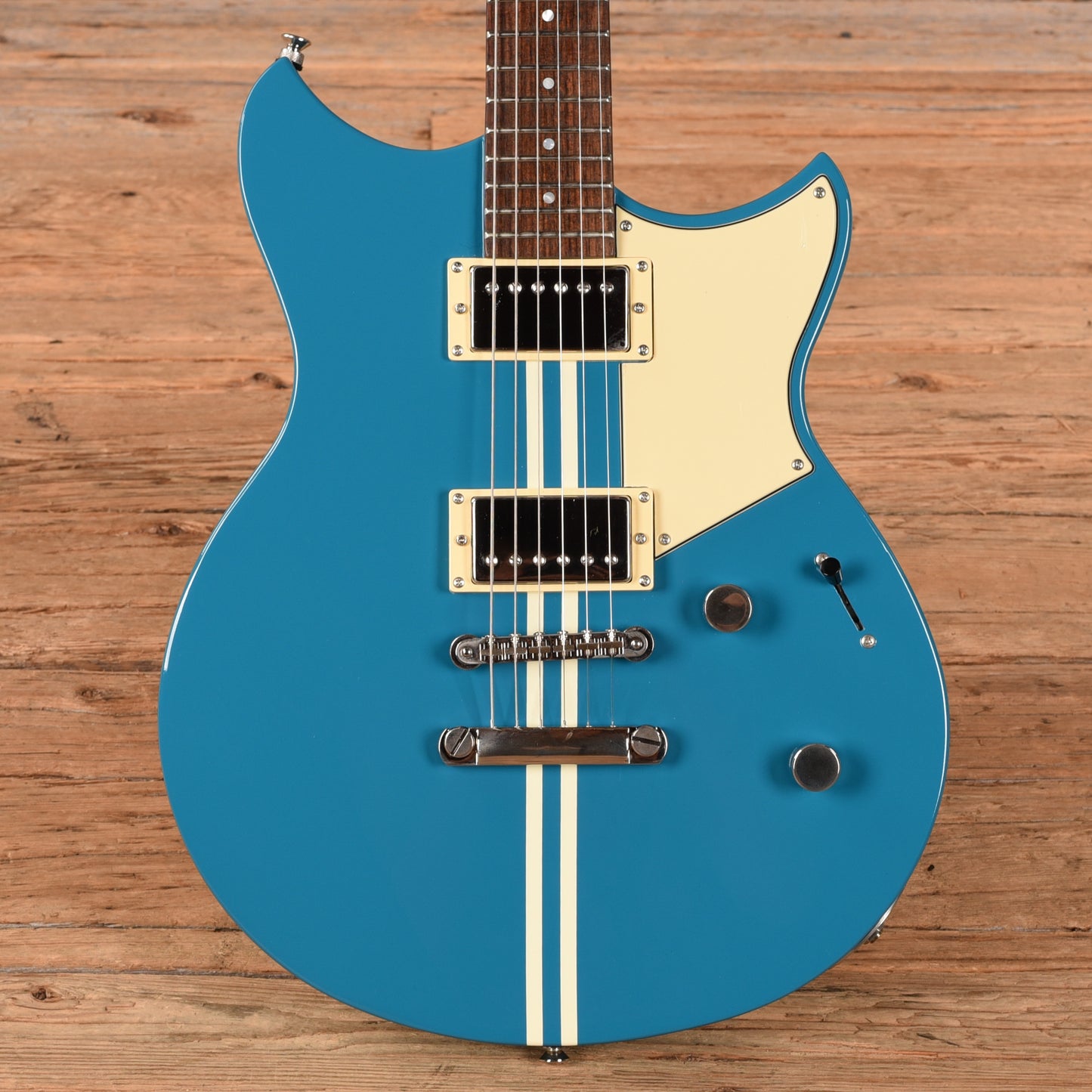 Yamaha Revstar RSE20 Swift Blue Electric Guitars
