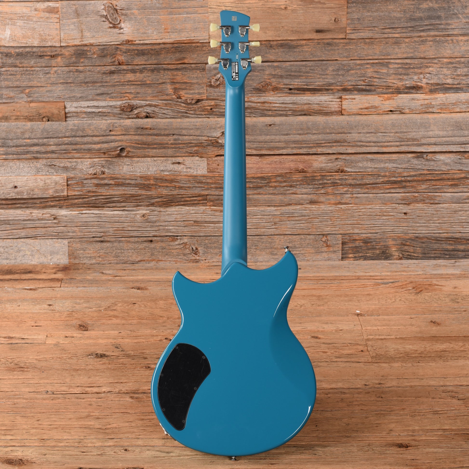 Yamaha Revstar RSE20 Swift Blue Electric Guitars