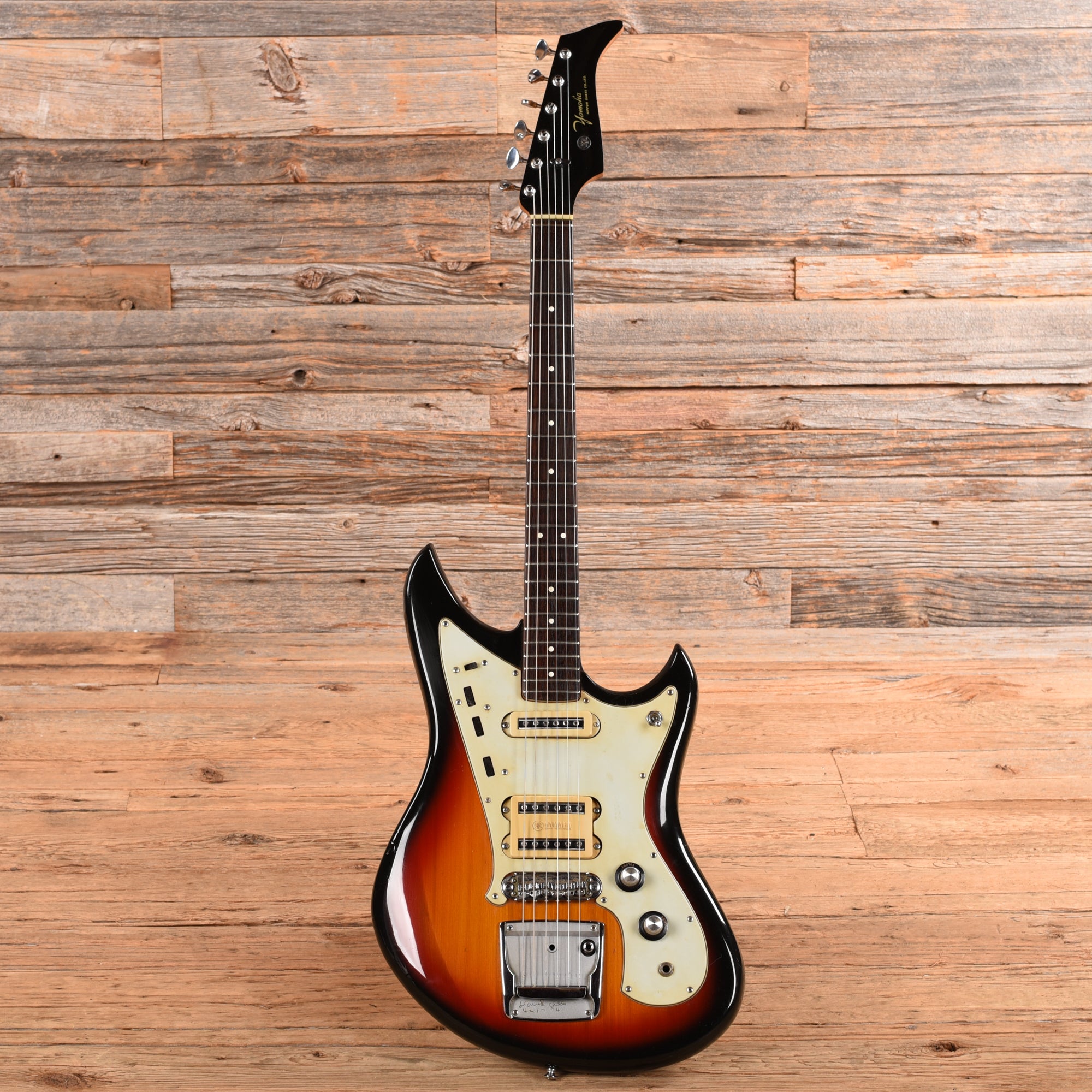 Yamaha SG3 Sunburst 1967 Electric Guitars