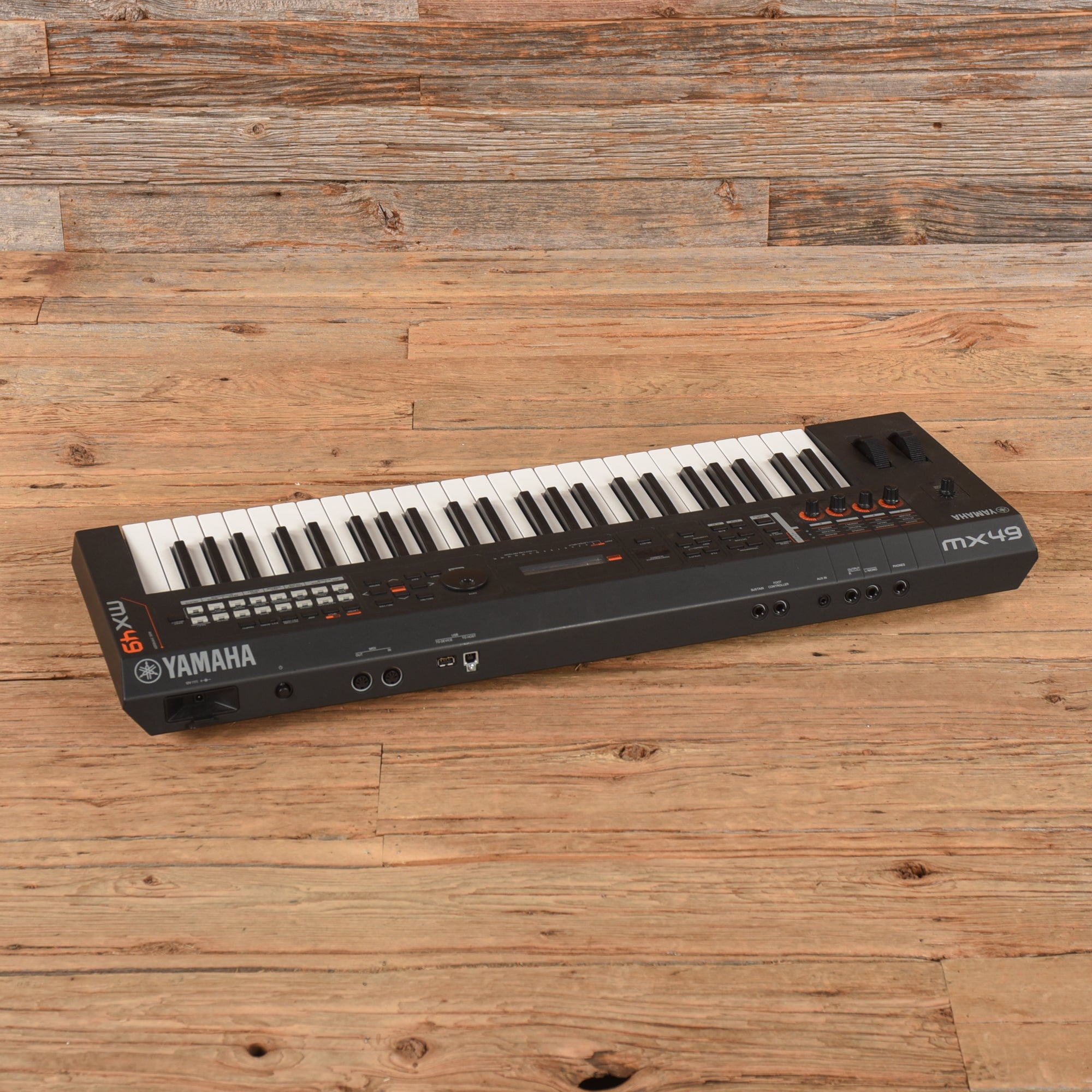 Yamaha MX49 49-Key Digital Synthesizer Keyboards and Synths / Synths / Digital Synths