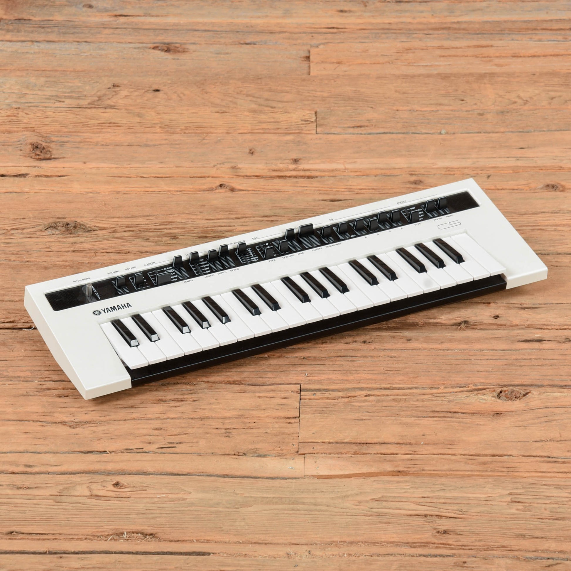 Yamaha Reface Custom Shop Mobile Mini Vintage Synth Keyboards and Synths / Synths / Digital Synths