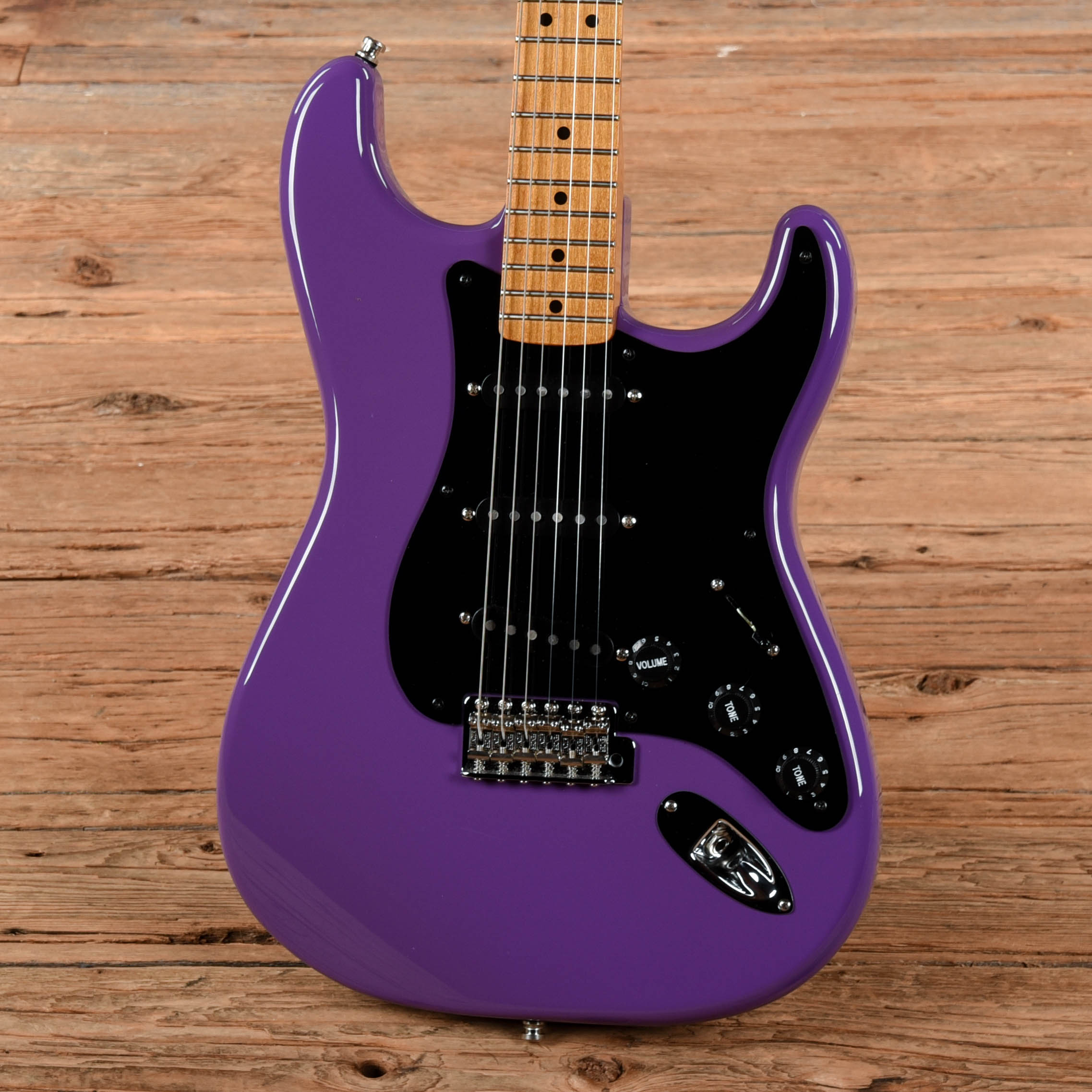 Fender Jimi Hendrix Stratocaster Ultra Violet 2018
