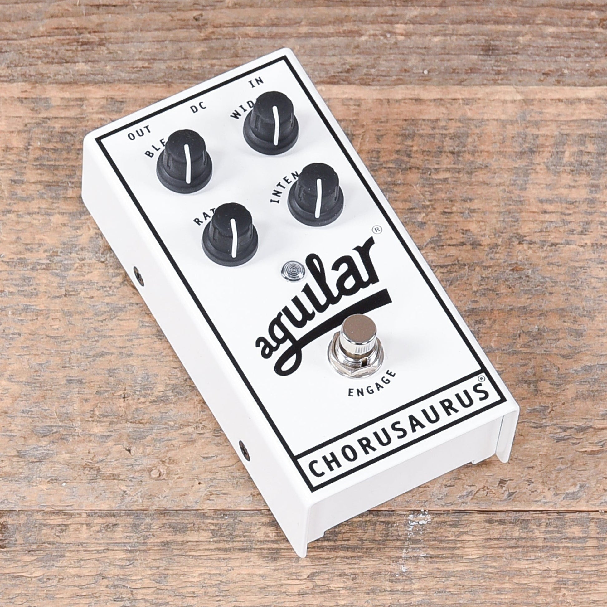 Aguilar Chorusaurus Bass Chorus Pedal – Chicago Music Exchange
