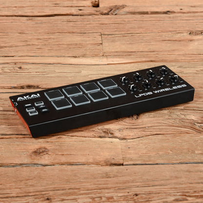 Akai LPD8 USB MIDI Pad Controller USED Keyboards and Synths / Controllers