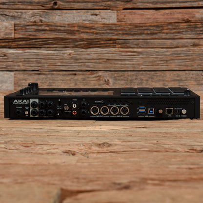 Akai Professional MPC Live II Sampler and Sequencer Keyboards and Synths / Controllers