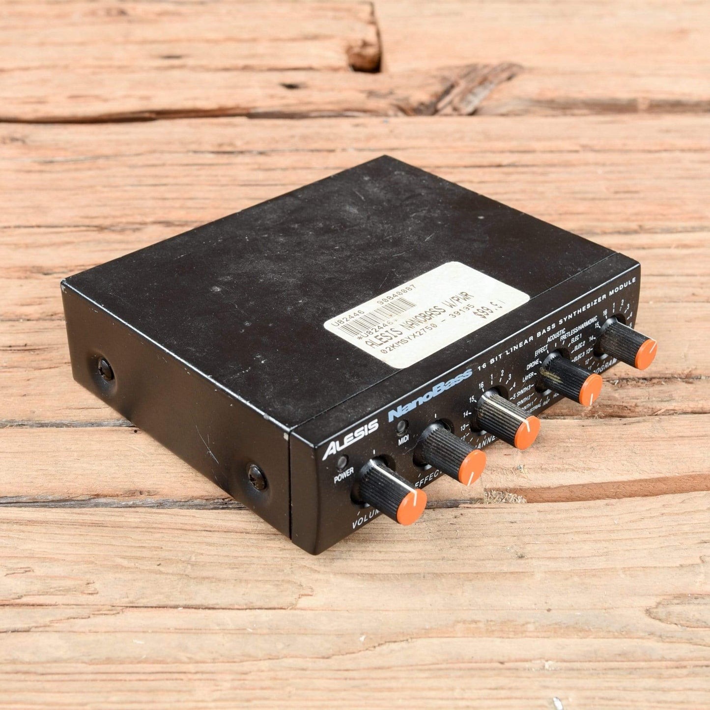 Alesis Nanobass Keyboards and Synths / Synths / Digital Synths