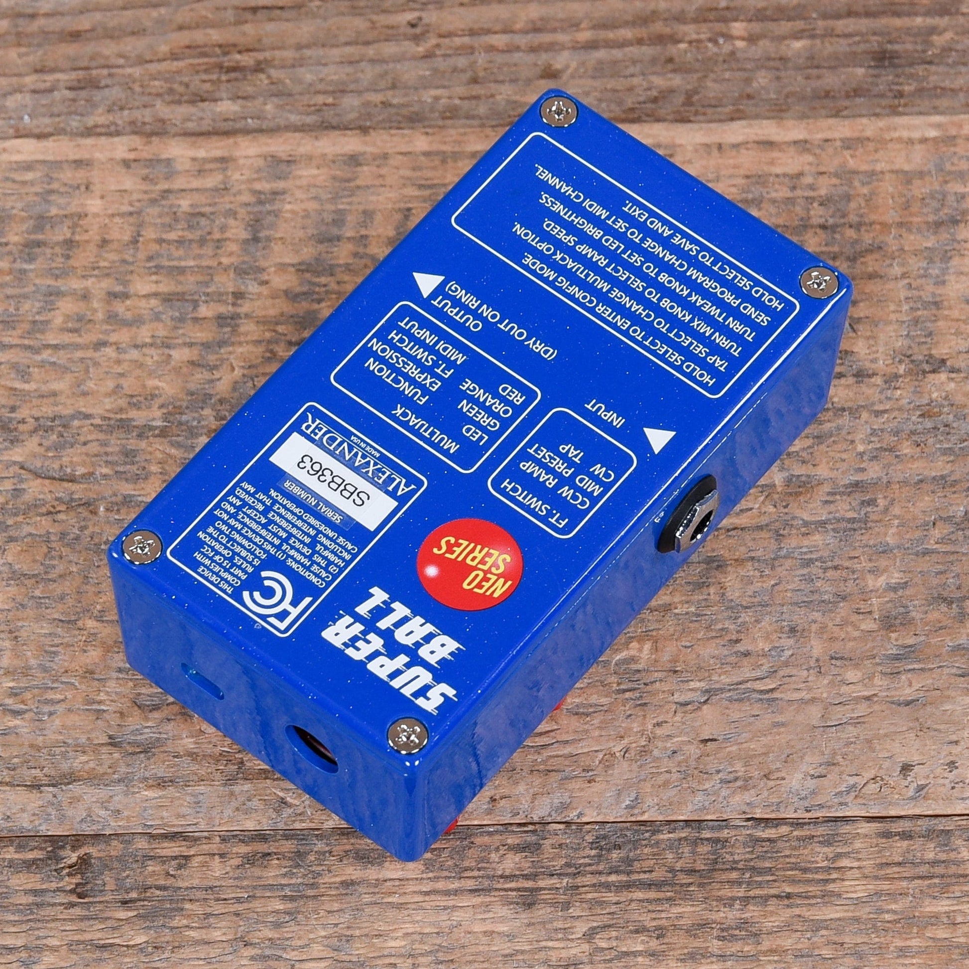 Alexander Pedals Superball Pitch Shifting Delay/Filter – Chicago Music Exchange