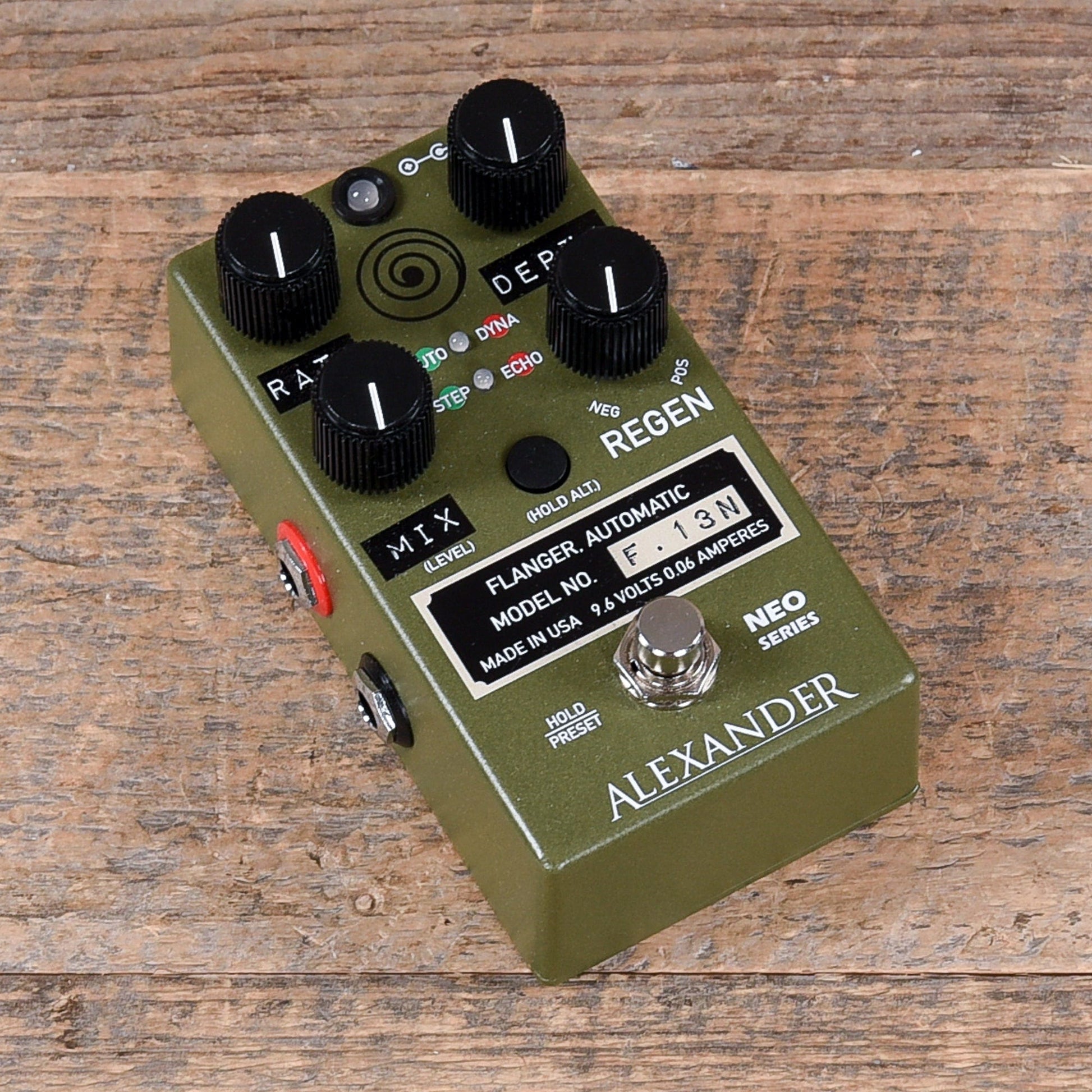 echo flanger pedal Alexander Pedals F.13 Neo Flanger – Chicago Music Exchange