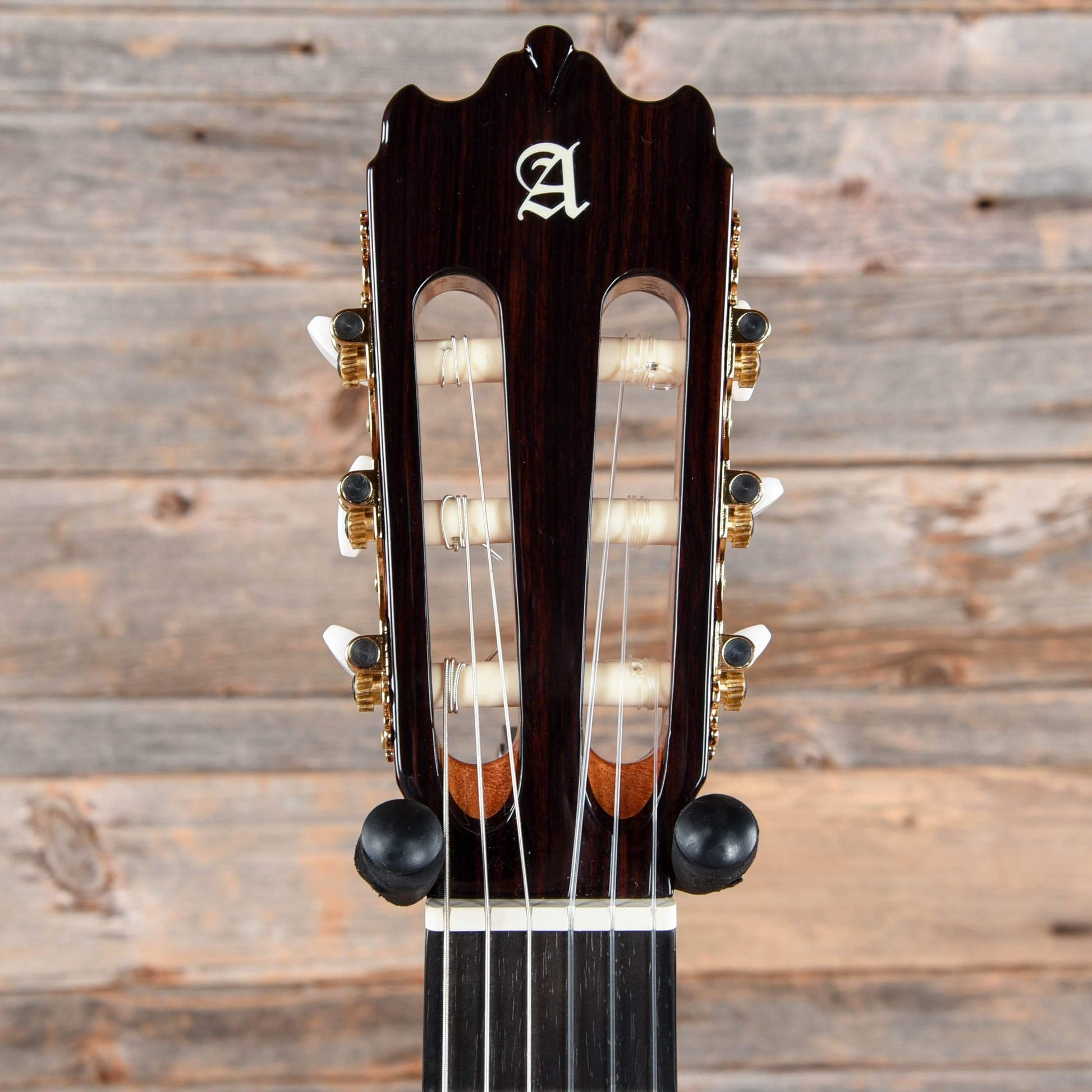 Alhambra 4P Classical Cedar Natural Acoustic Guitars / Classical