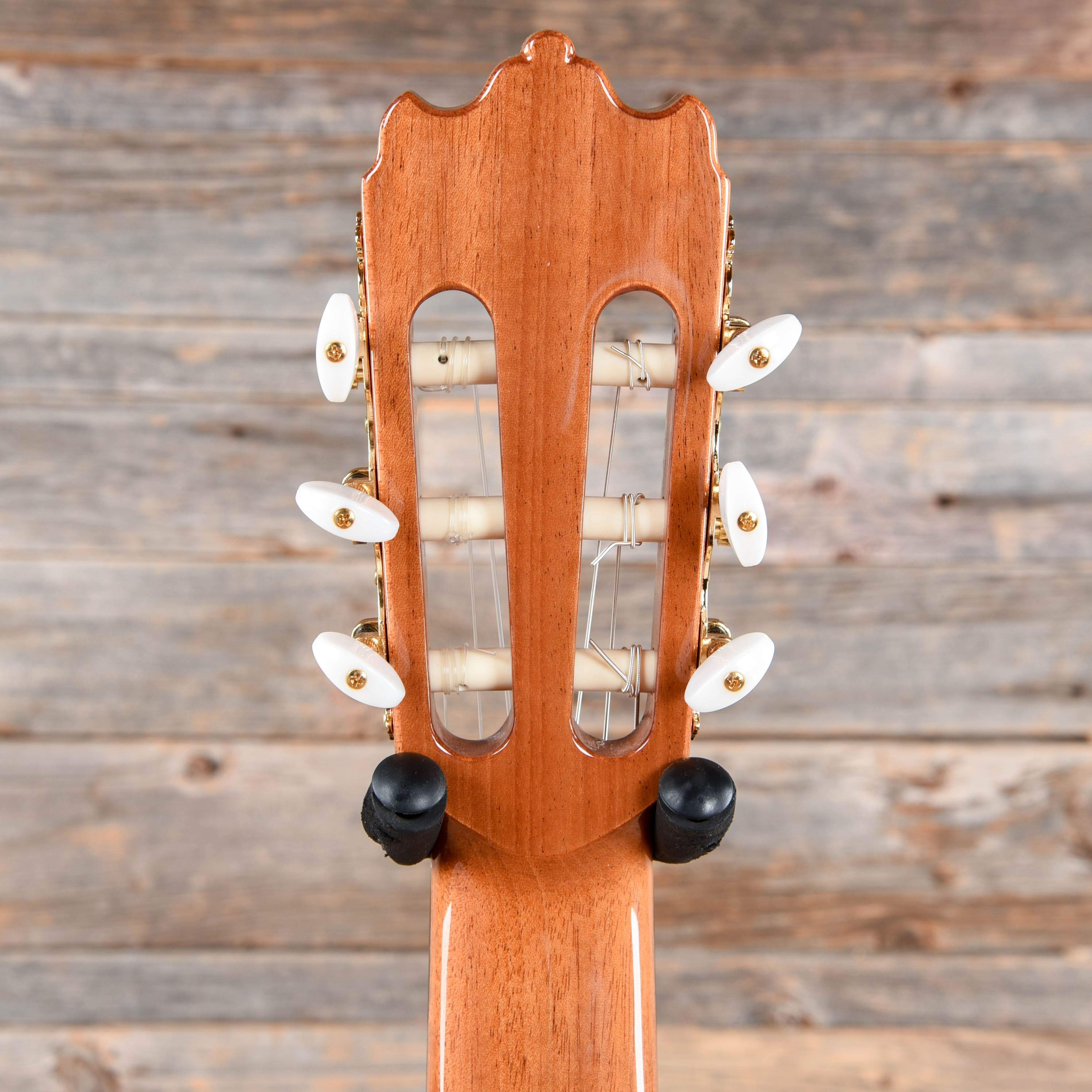 Alhambra 4P Classical Cedar Natural Acoustic Guitars / Classical