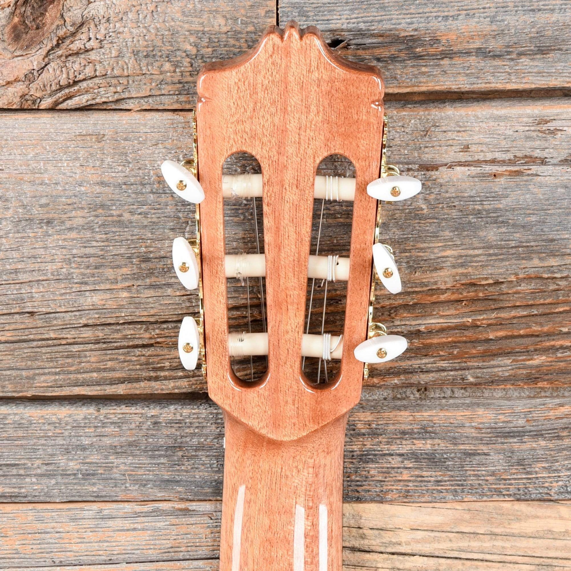 Alhambra 7P Classic Natural Acoustic Guitars / Classical