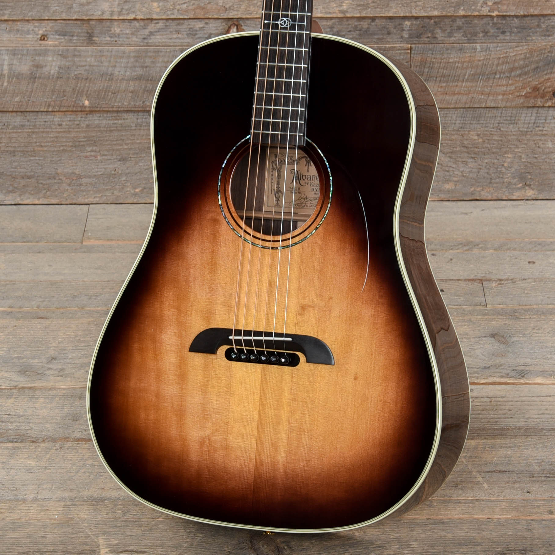 Alvarez DYMR70SB Yairi Masterworks Acoustic Guitar Natural Gloss Acoustic Guitars / Dreadnought