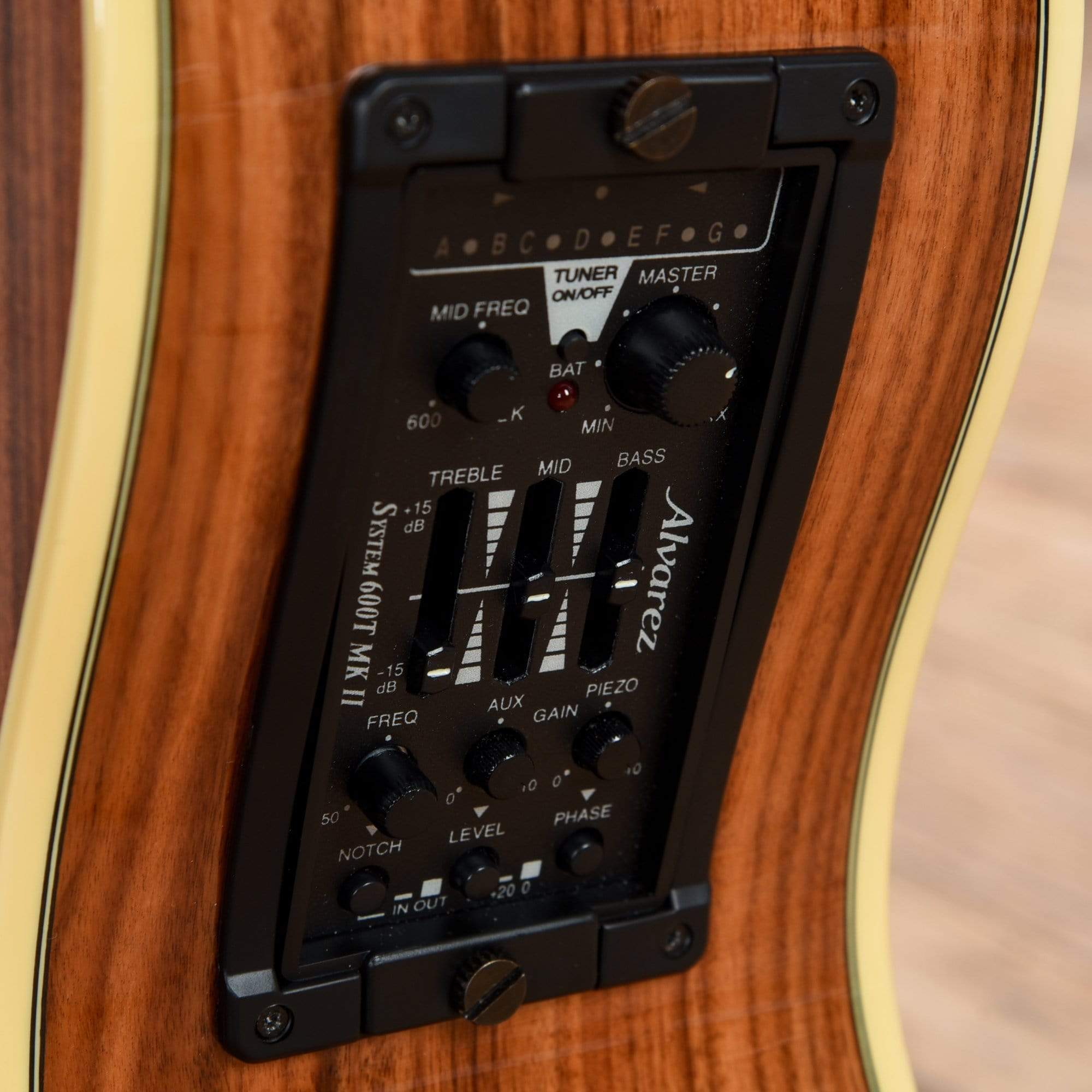 Alvarez Yairi YB1 Baritone Natural 2011 Acoustic Guitars / Jumbo