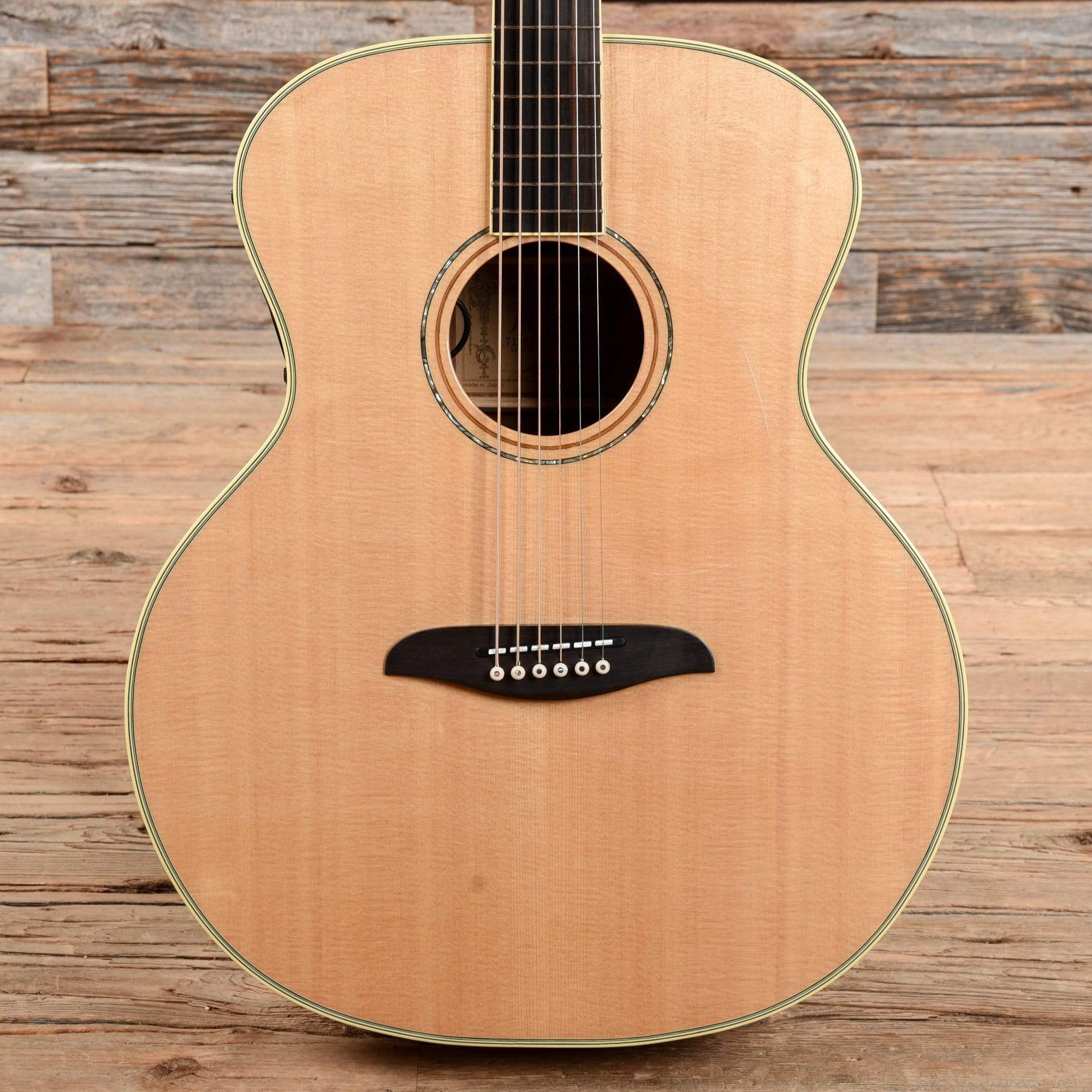 Alvarez Yairi YB1 Baritone Natural 2011 Acoustic Guitars / Jumbo