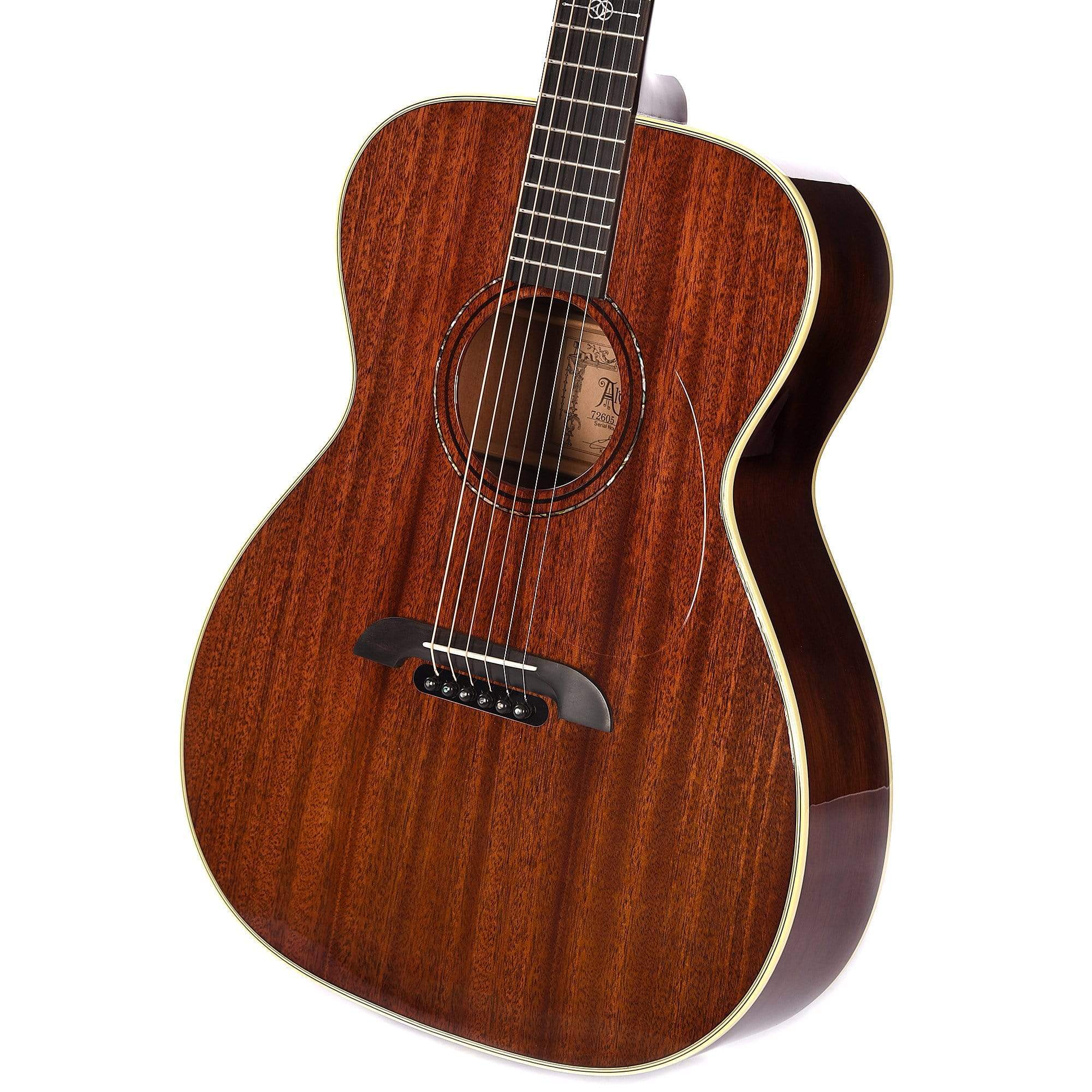 Alvarez Yairi Honduran Series Folk Natural Gloss Acoustic Guitars / OM and Auditorium