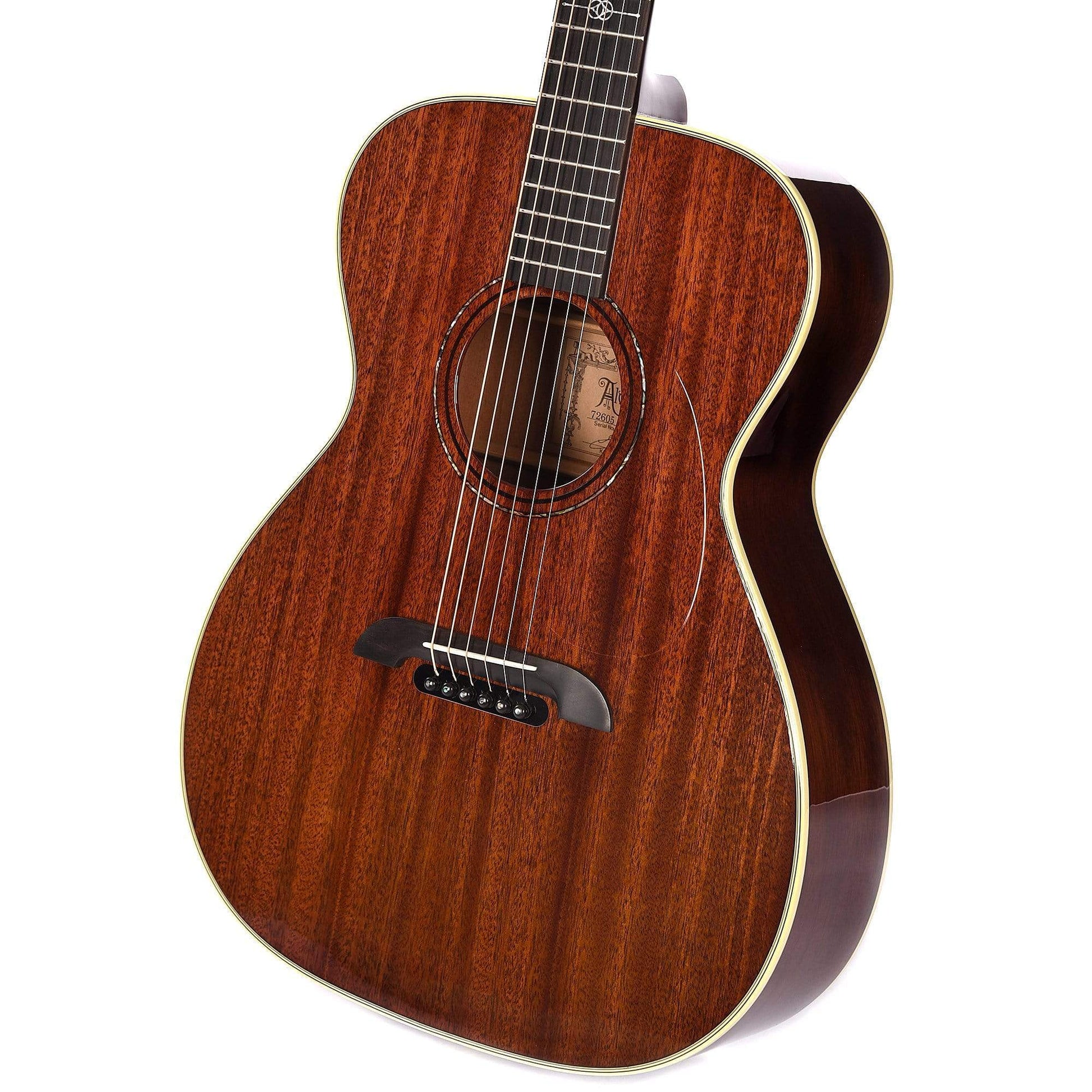 Alvarez Yairi Honduran Series Folk Natural Gloss Acoustic Guitars / OM and Auditorium