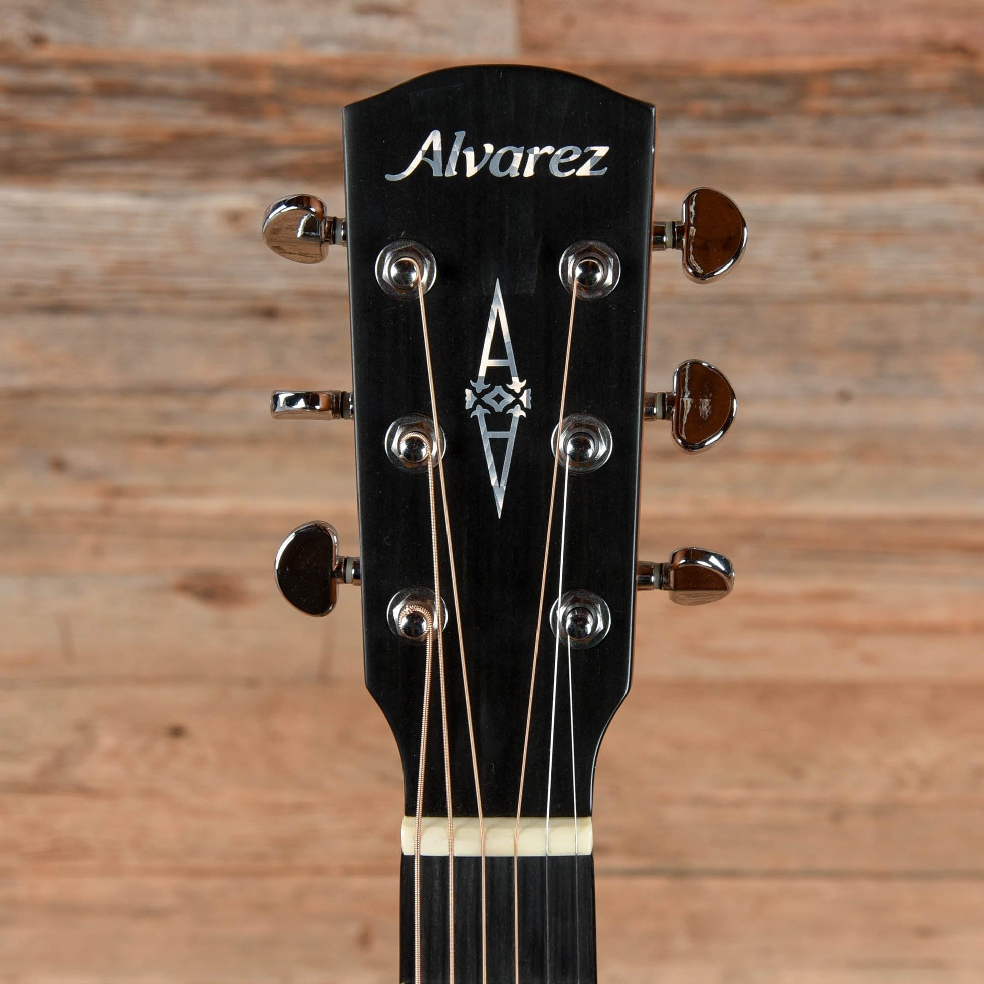 Alvarez AMP660ESHB Sunburst Acoustic Guitars / Parlor