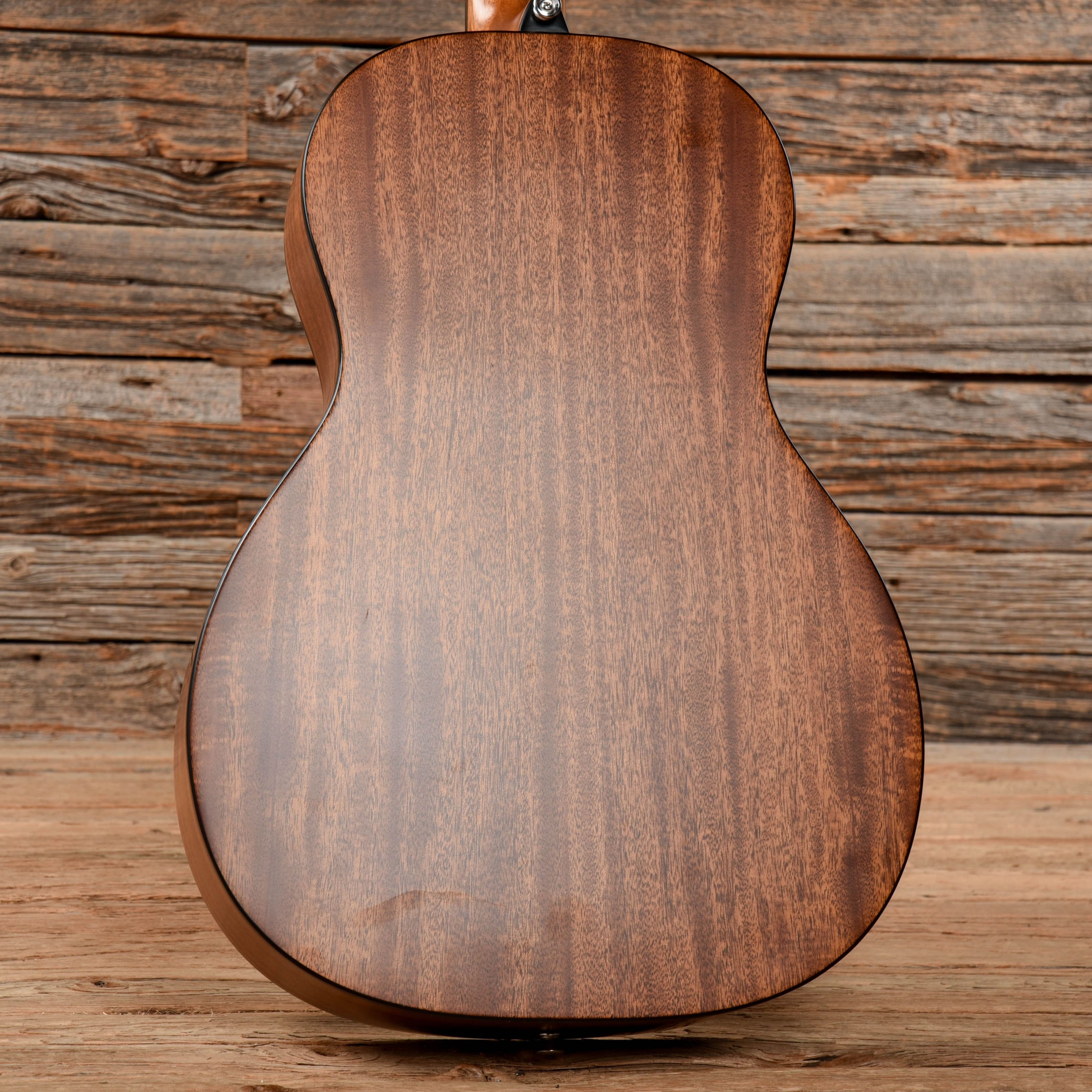 Alvarez AP66SHB Shadowburst Acoustic Guitars / Parlor