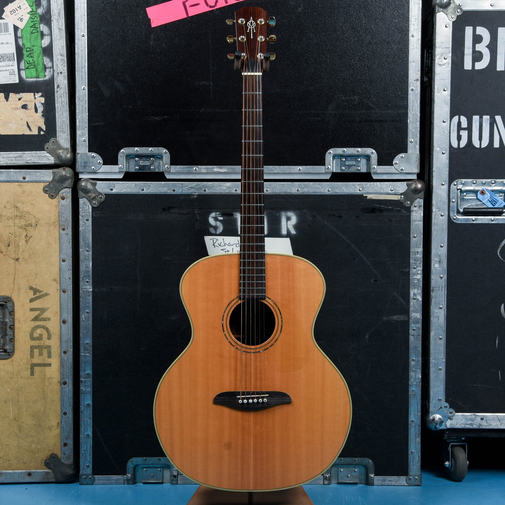 Alvarez Yairi YB-1 Baritone Natural