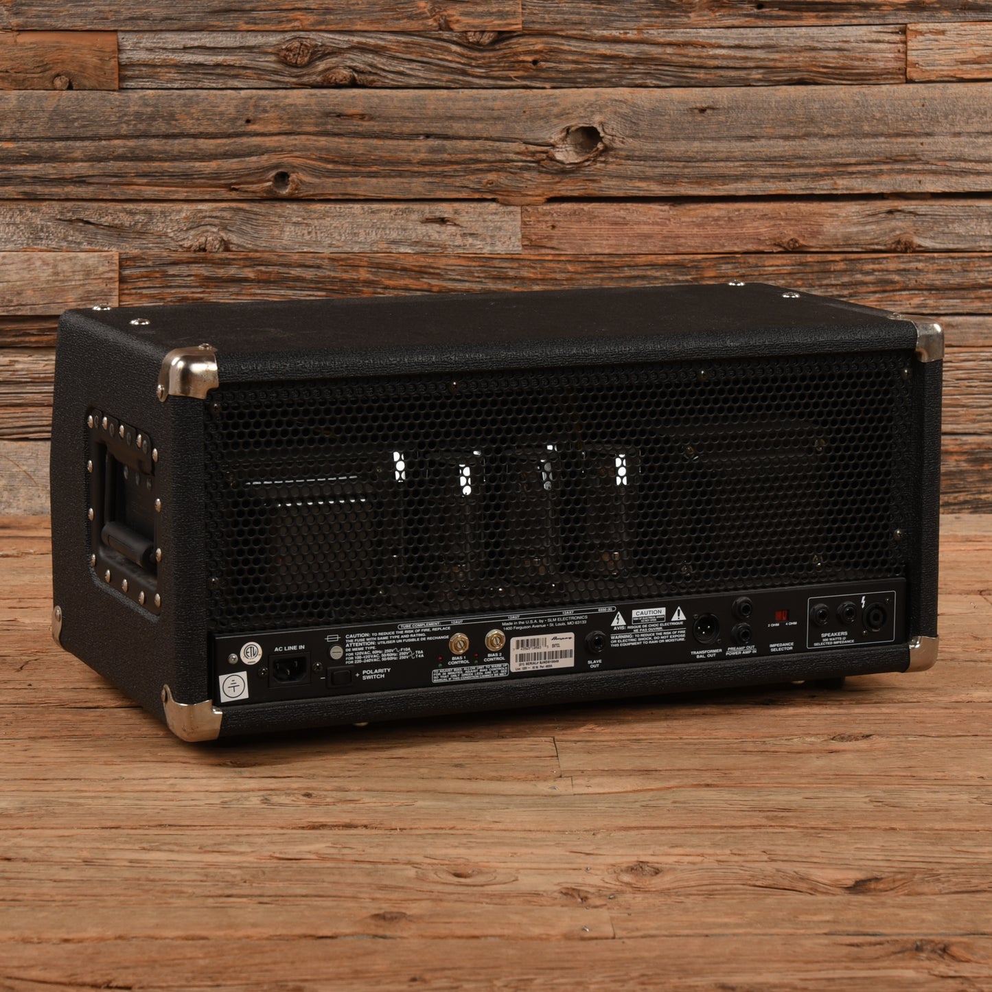 Ampeg SVT-CL Classic Series 300-Watt Tube Bass Amp Head  2015 Amps / Bass Amps / Bass Cabinets