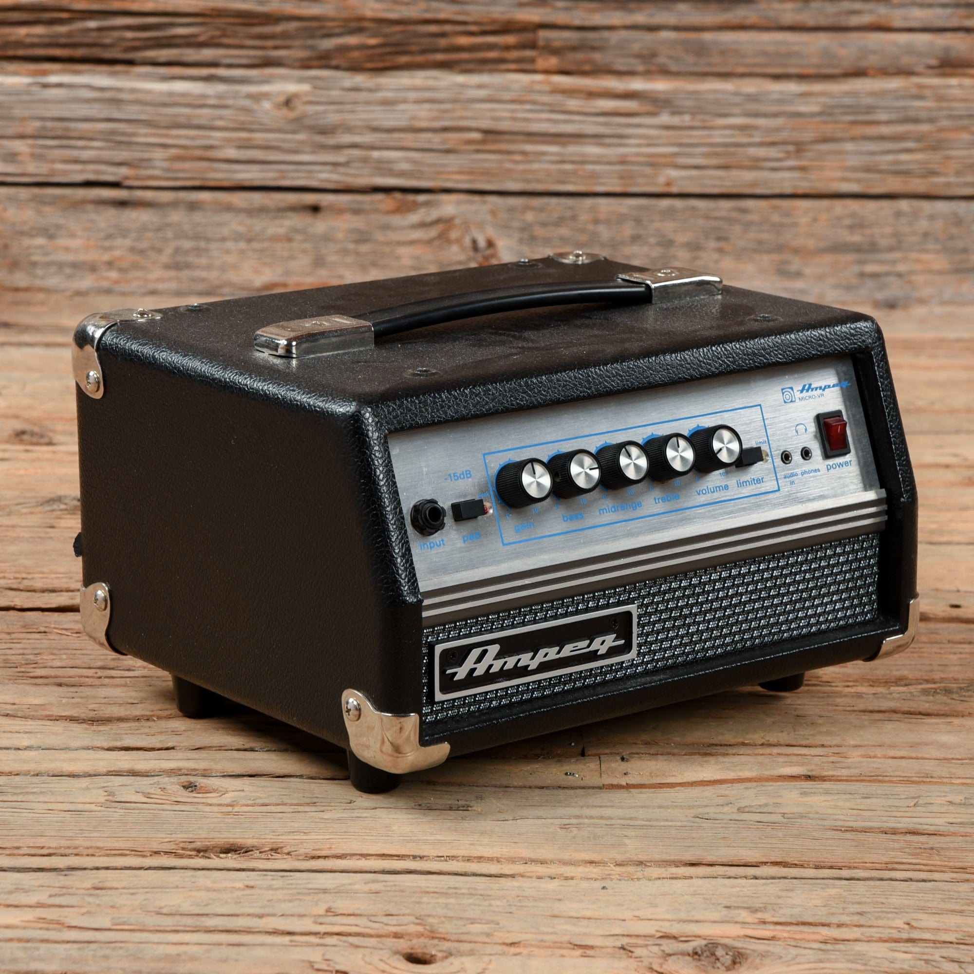 Ampeg Micro VR 200-Watt Compact Solid State Bass Amp Head – Chicago ...