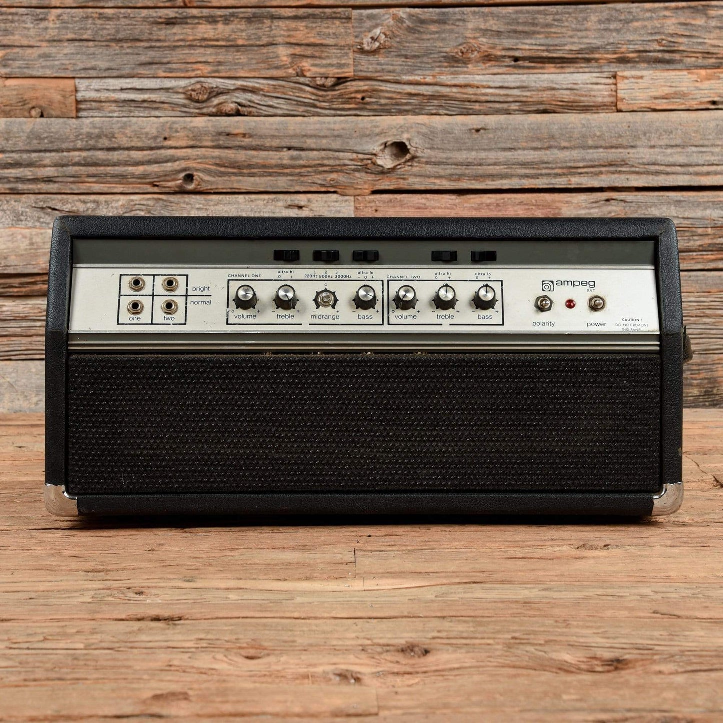 Ampeg SVT 300w Bass Head  1974 Amps / Bass Heads
