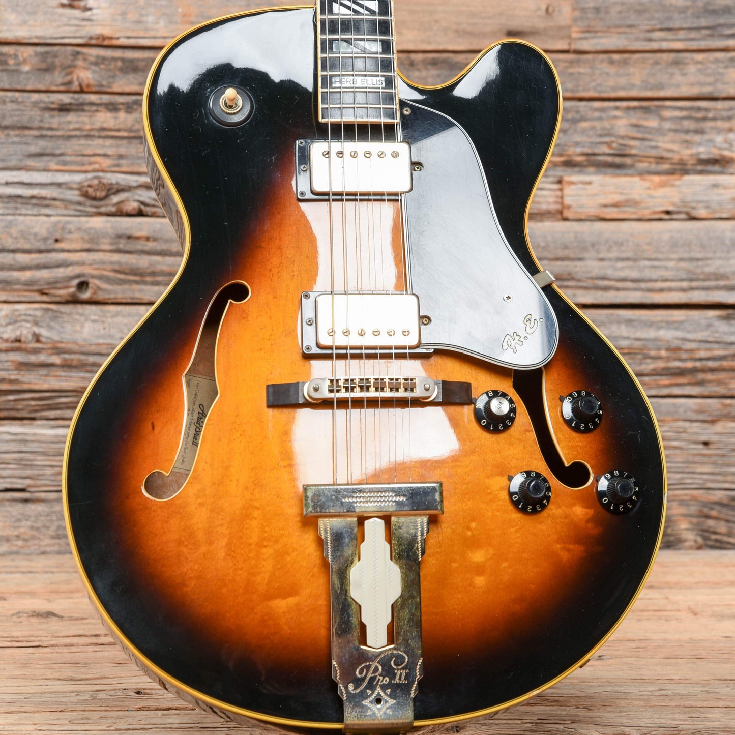 Aria Pro II PE-175 Herb Ellis Sunburst Electric Guitars / Hollow Body