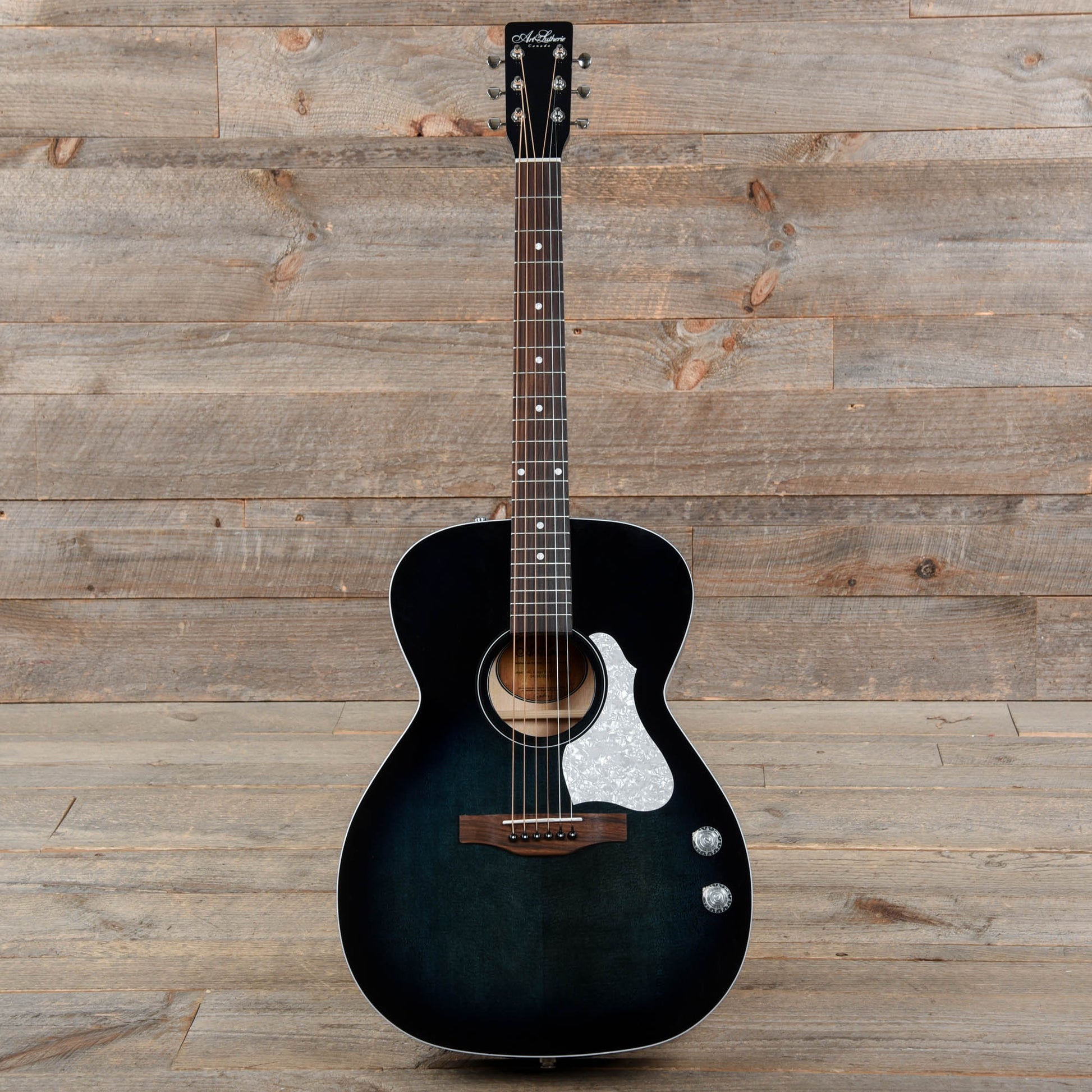 Art & Lutherie Legacy Concert HG Indigo Burst w/Q-Discrete Pickup Acoustic Guitars / 12-String