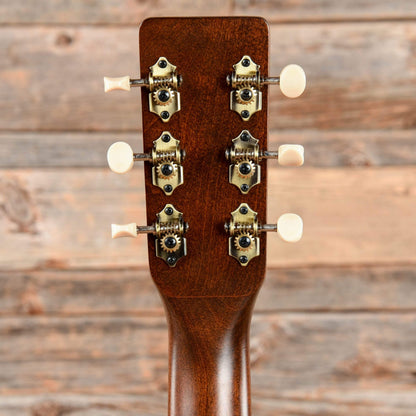 Art & Lutherie Legacy Concert Hall CW QIT Bourbon Burst 2004 Acoustic Guitars / Concert
