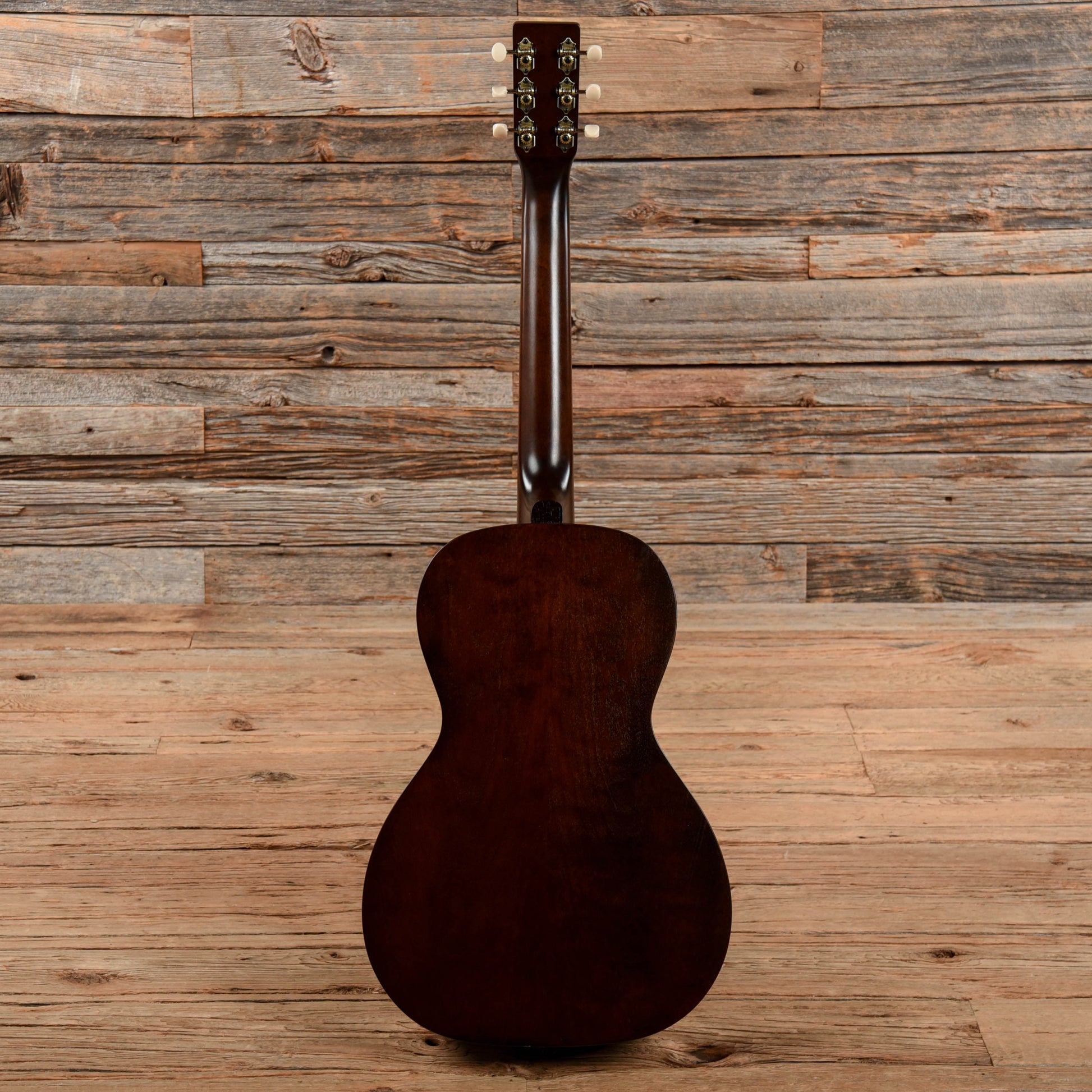 Art & Lutherie Roadhouse Bourbon Burst Acoustic Guitars / Concert