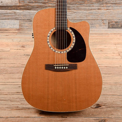 Art & Lutherie CW Cedar QI Natural Acoustic Guitars / Dreadnought