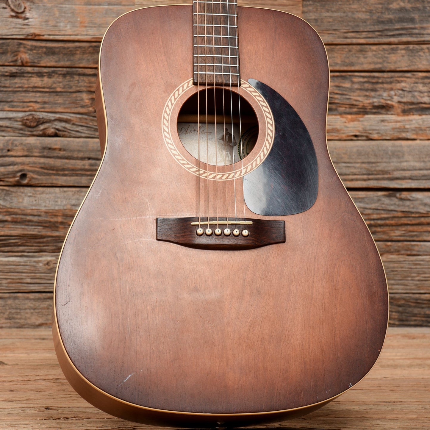 Art & Lutherie Wild Cherry Dreadnought Sunburst Acoustic Guitars / Dreadnought