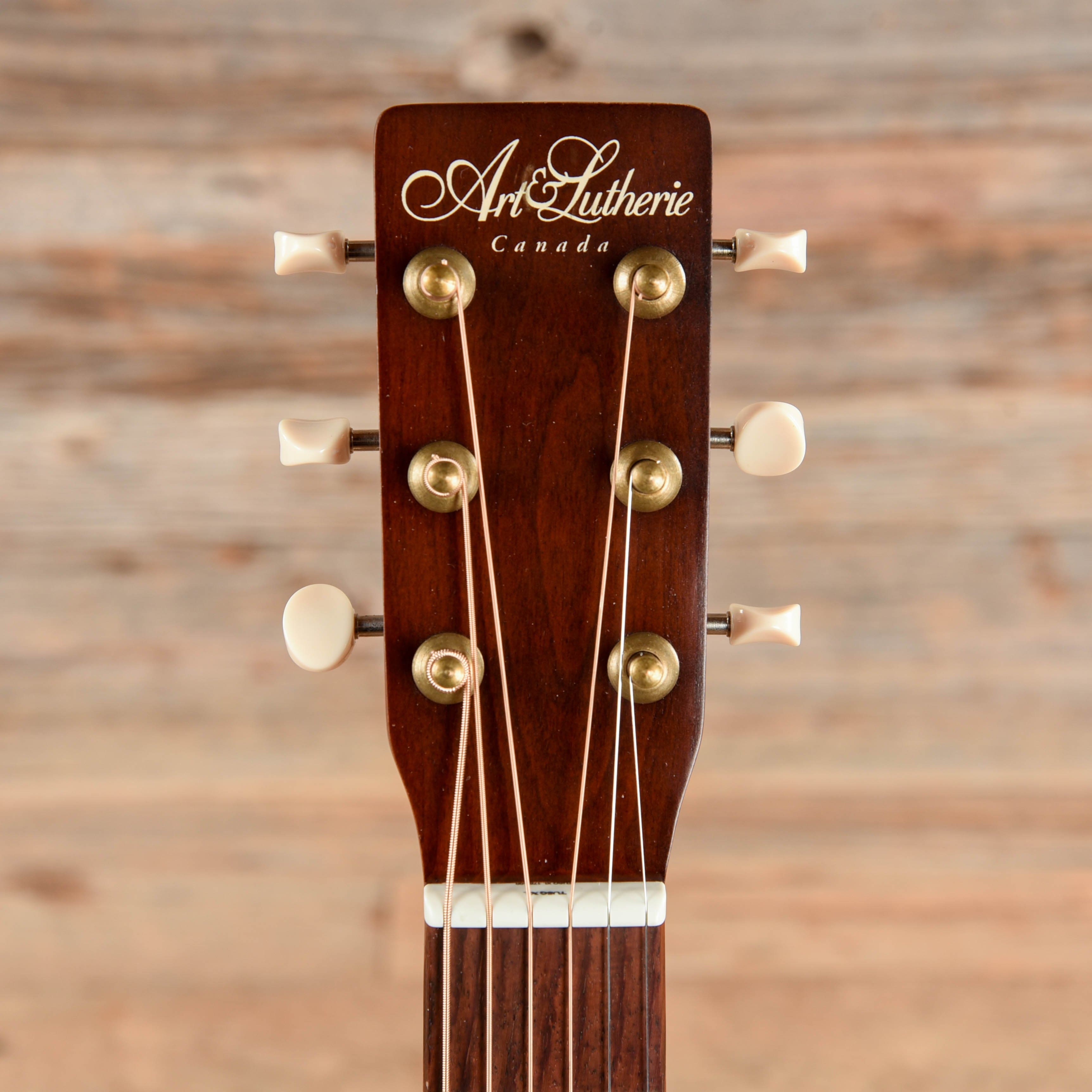 Art & Lutherie Roadhouse Parlor w/Q-Discrete Electronics Natural Acoustic Guitars / Parlor