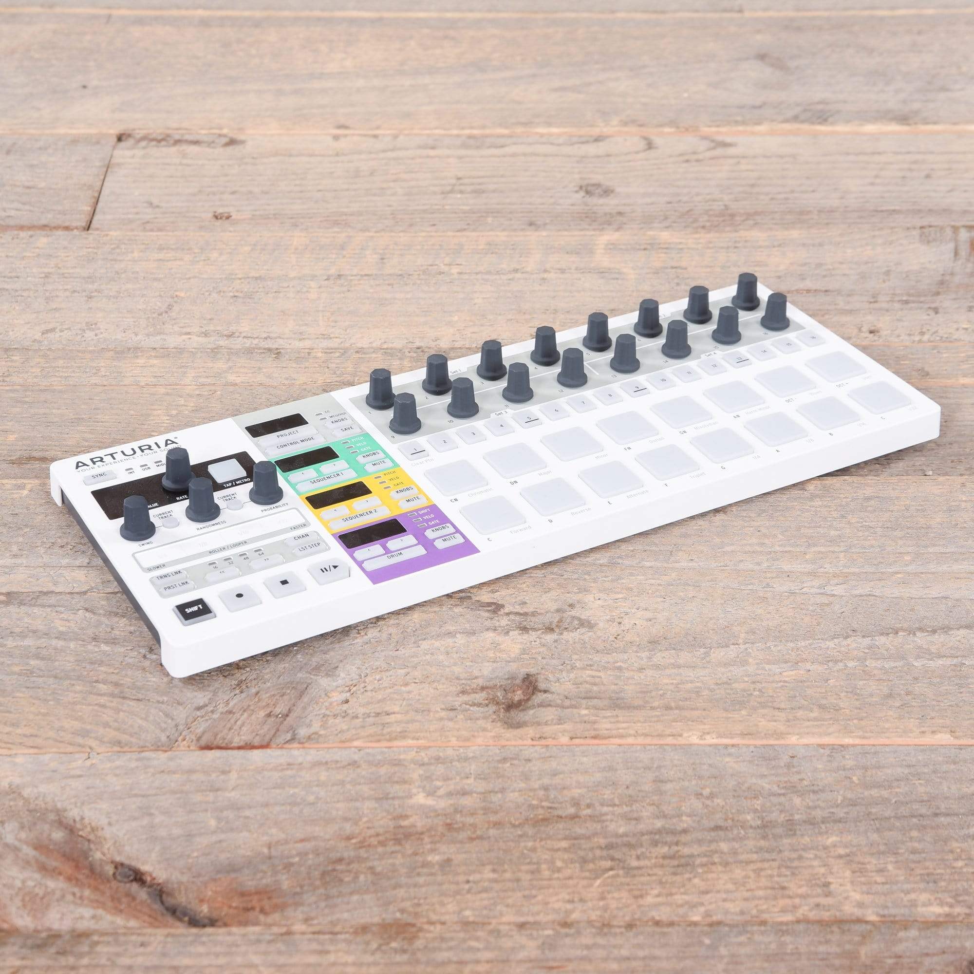 Arturia Beatstep Pro Controller – Chicago Music Exchange