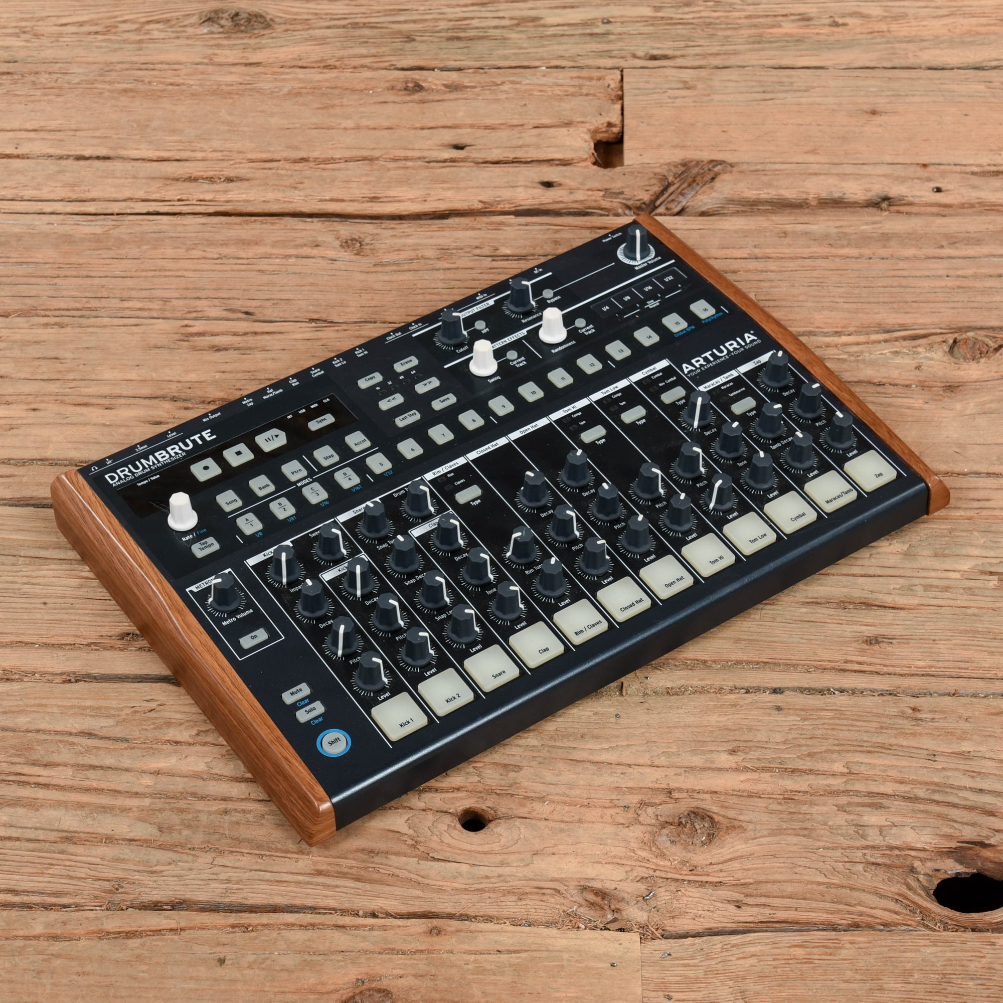 Arturia - DrumBrute Impact Drum Machine Analogica » Pro Audio Planet Arturia - DrumBrute Impact Drum Machine Analogica » Pro Audio Planet