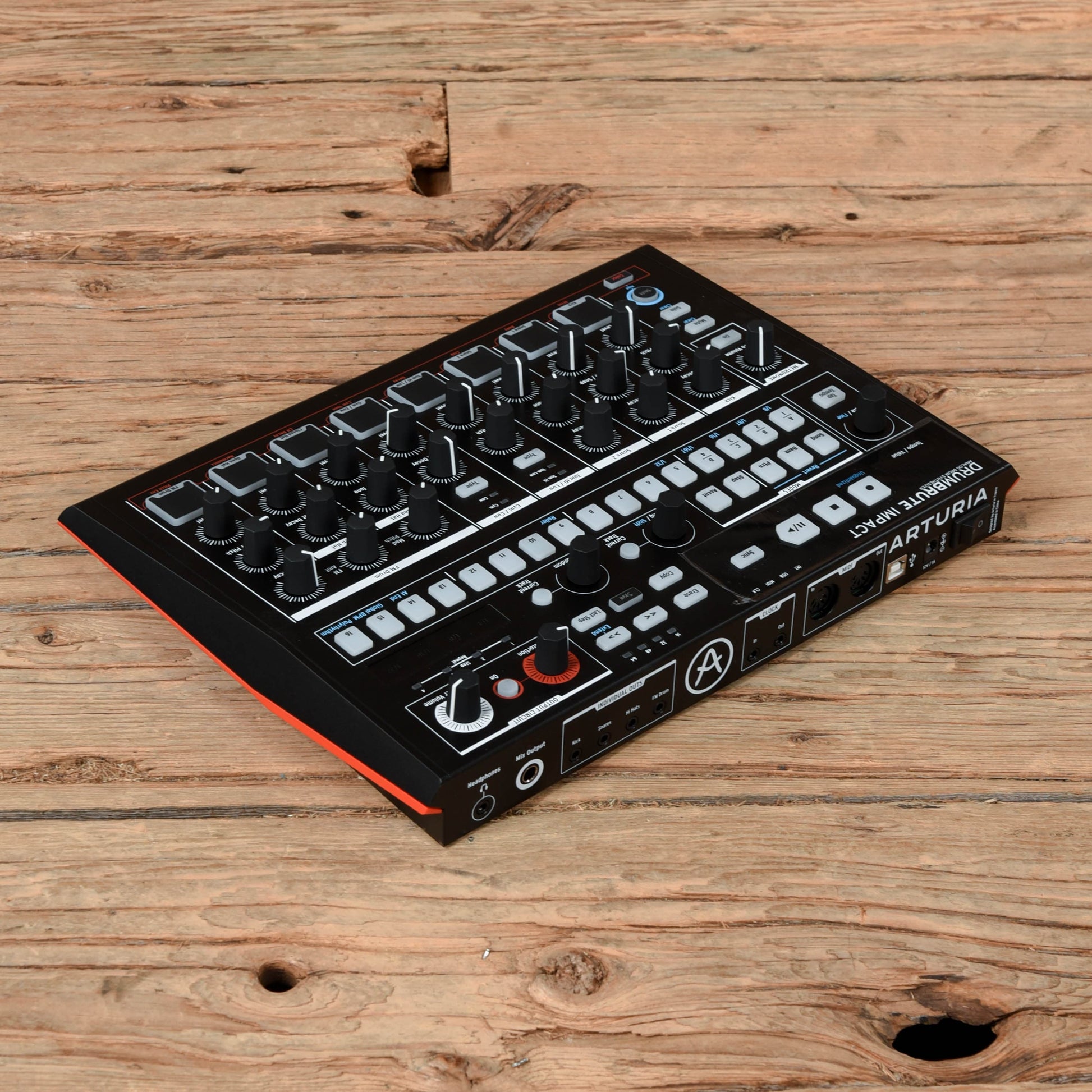 Arturia DrumBrute Impact Analogue Drum Machine Drums and Percussion / Drum Machines and Samplers